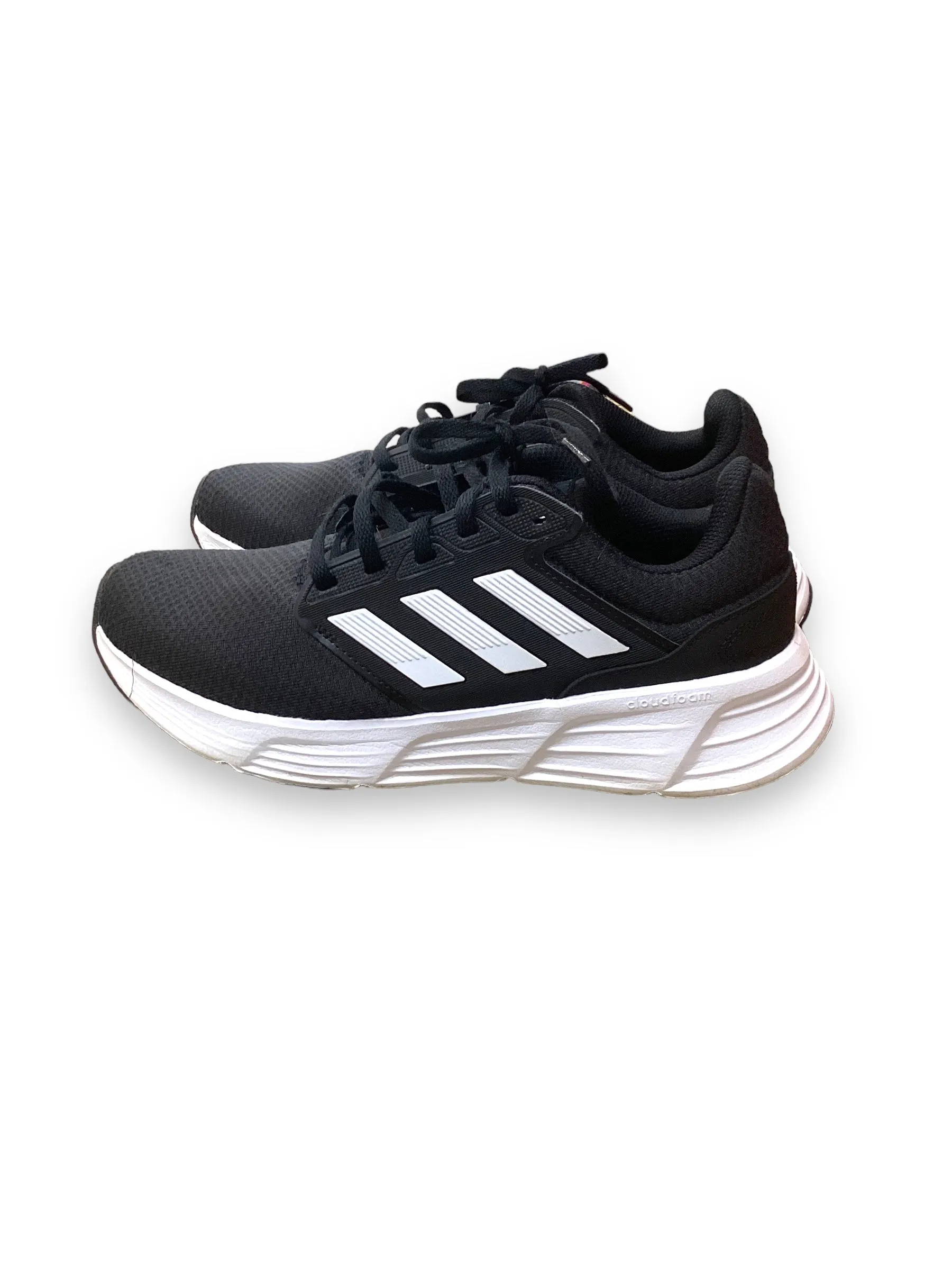 Black Shoes Athletic Adidas, Size 7 adidas