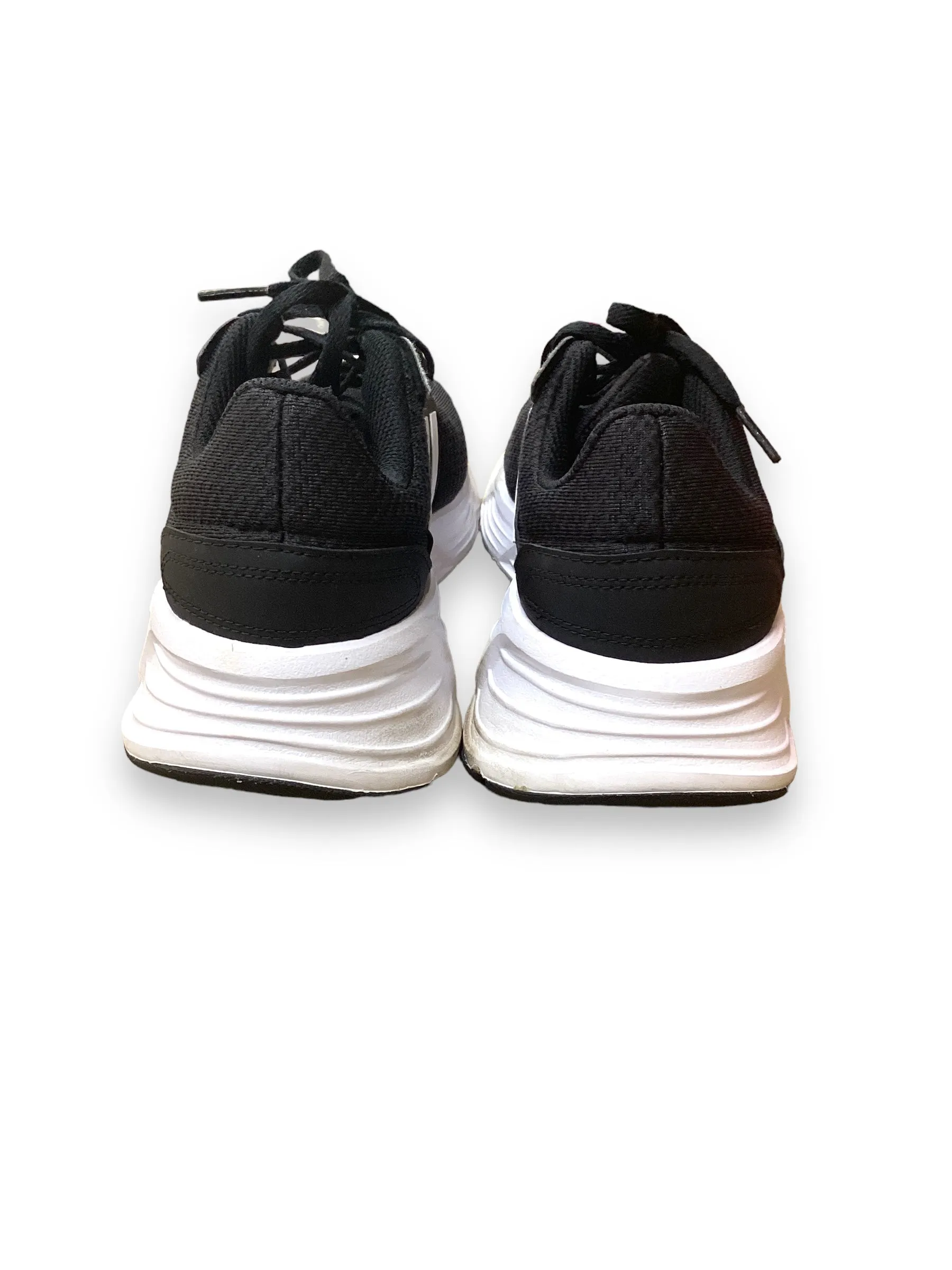 Black Shoes Athletic Adidas, Size 7 adidas