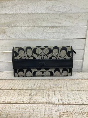 Coach Bags Wallet Designer By Coach, Size: Medium