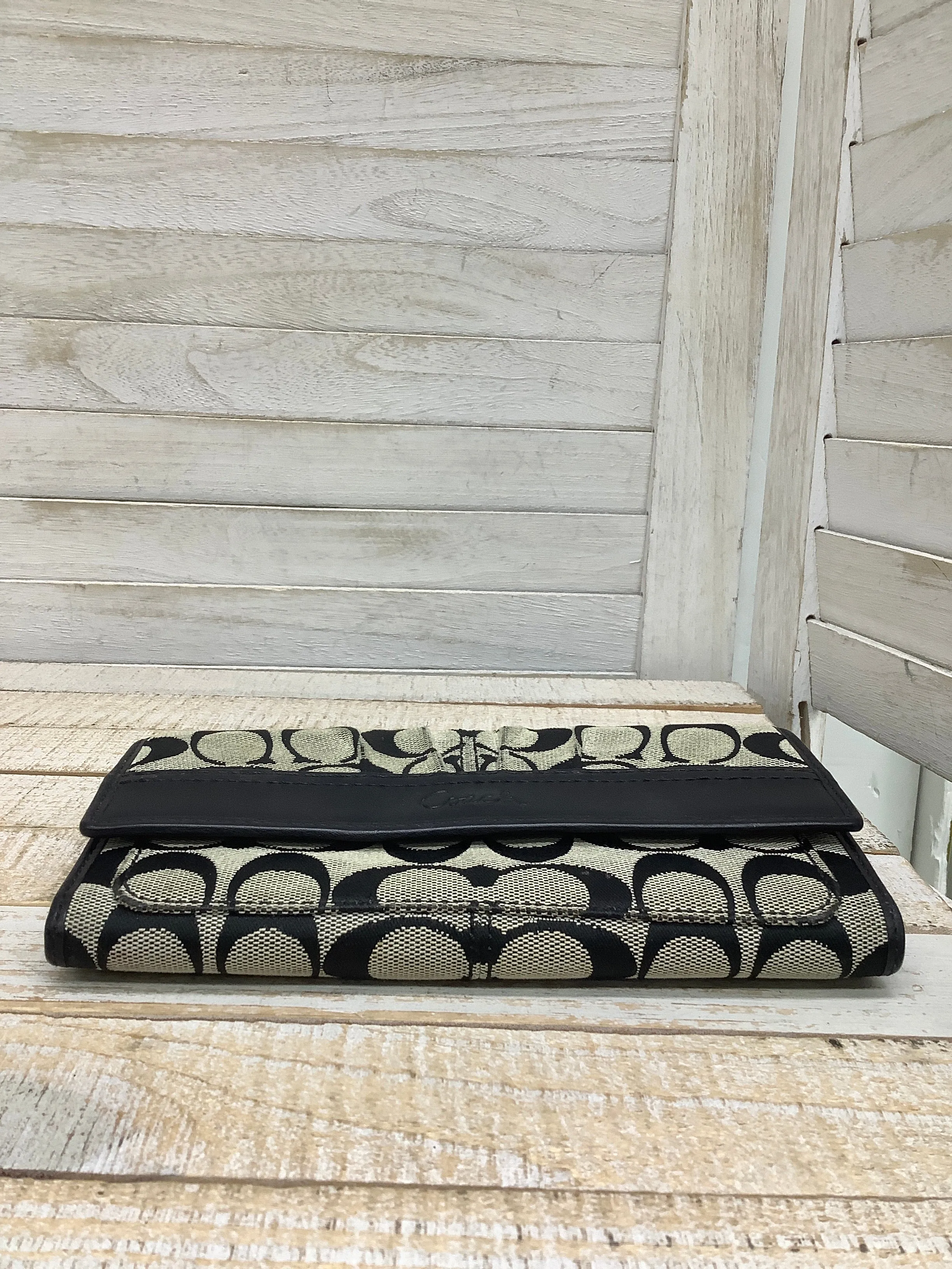 Coach Bags Wallet Designer By Coach, Size: Medium