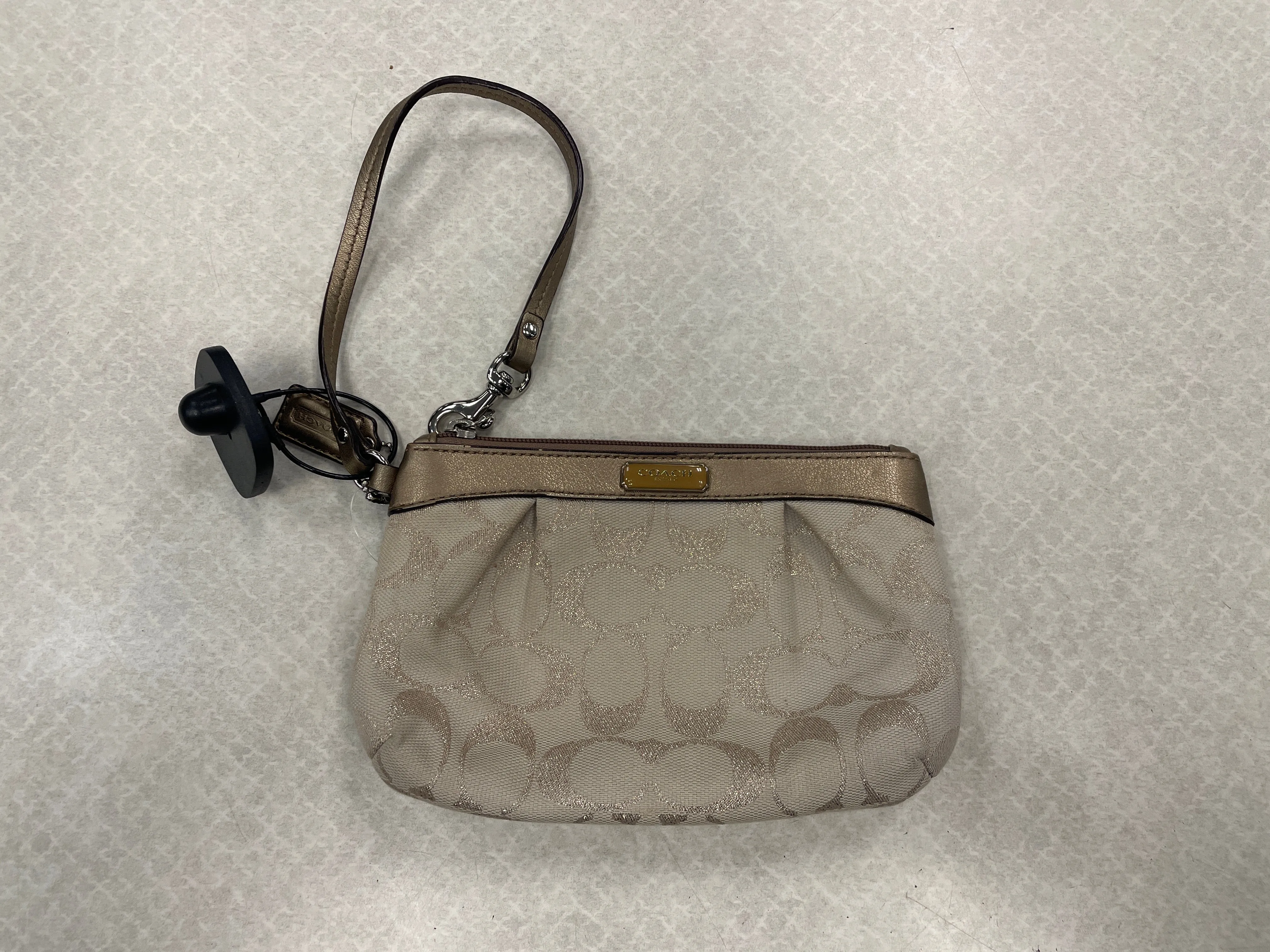 Coach Bags Wallet Designer By Coach, Size: Medium