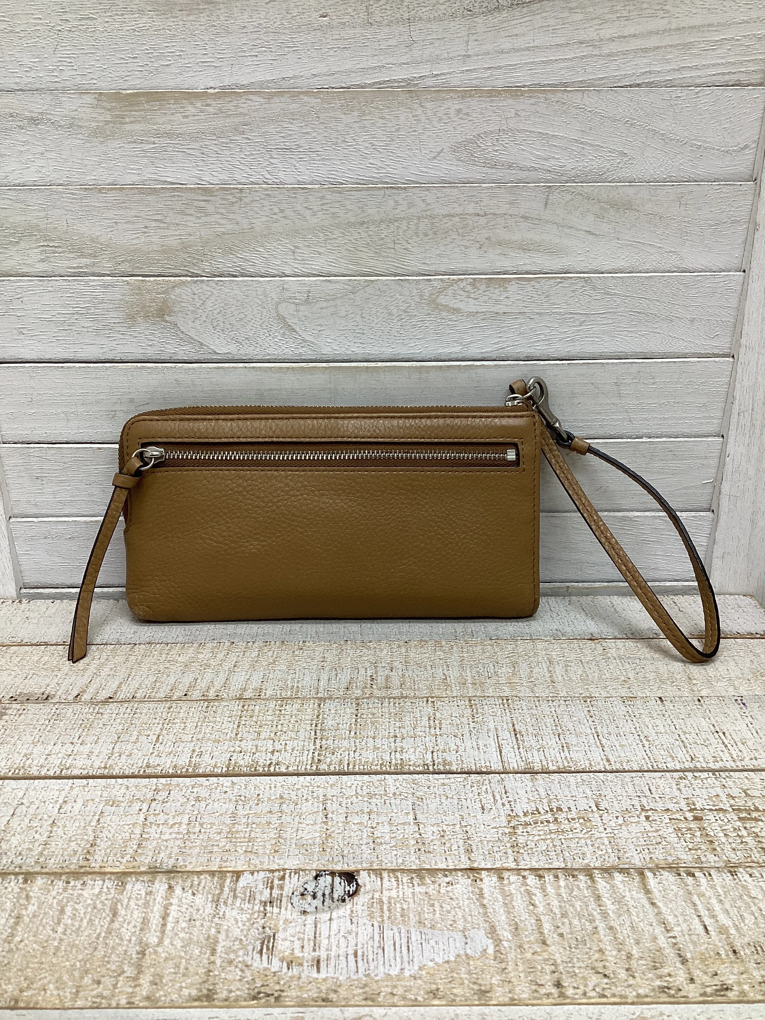 Coach Bags Wristlet Designer By Coach, Size: Medium