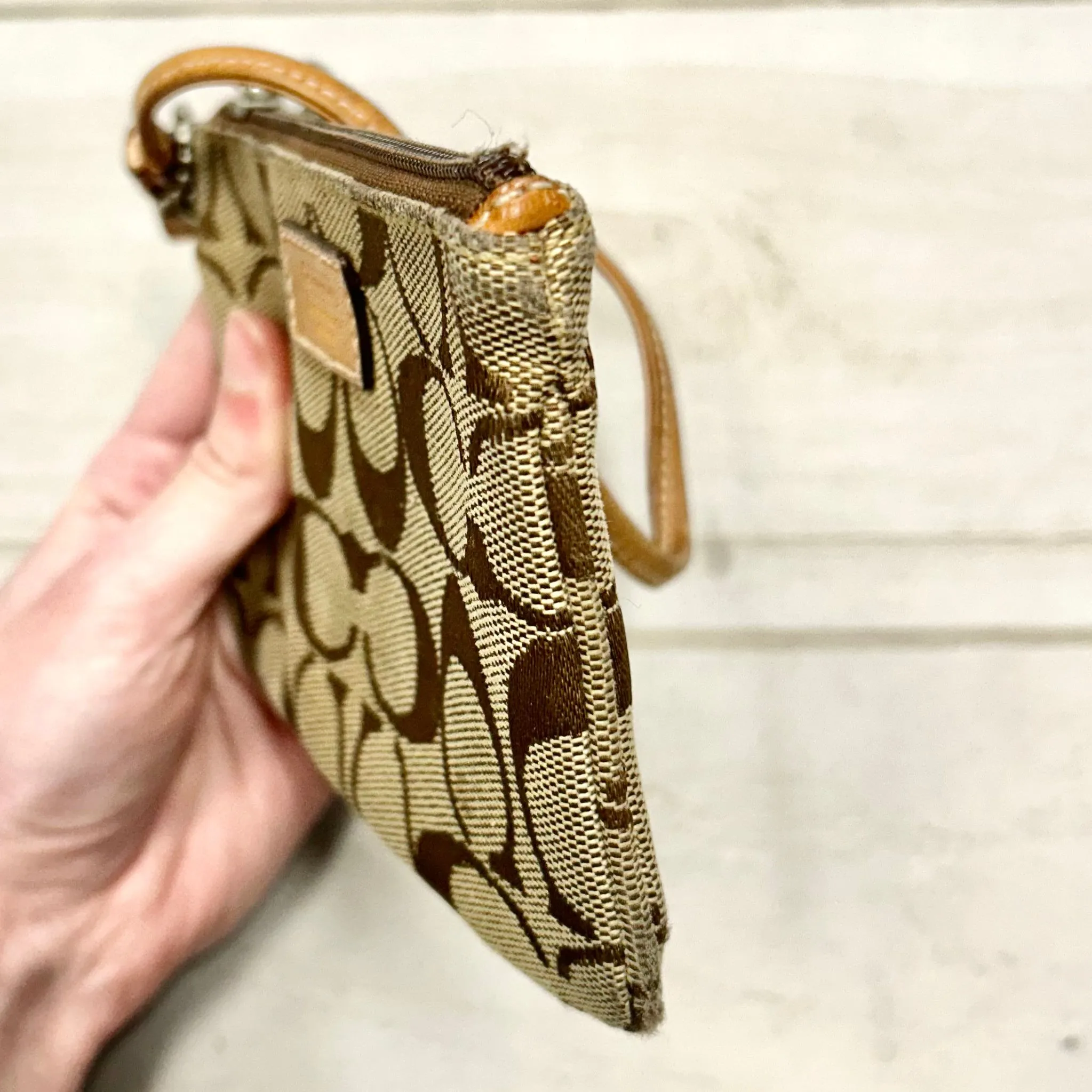 Coach Bags Wristlet Designer By Coach  Size: Small