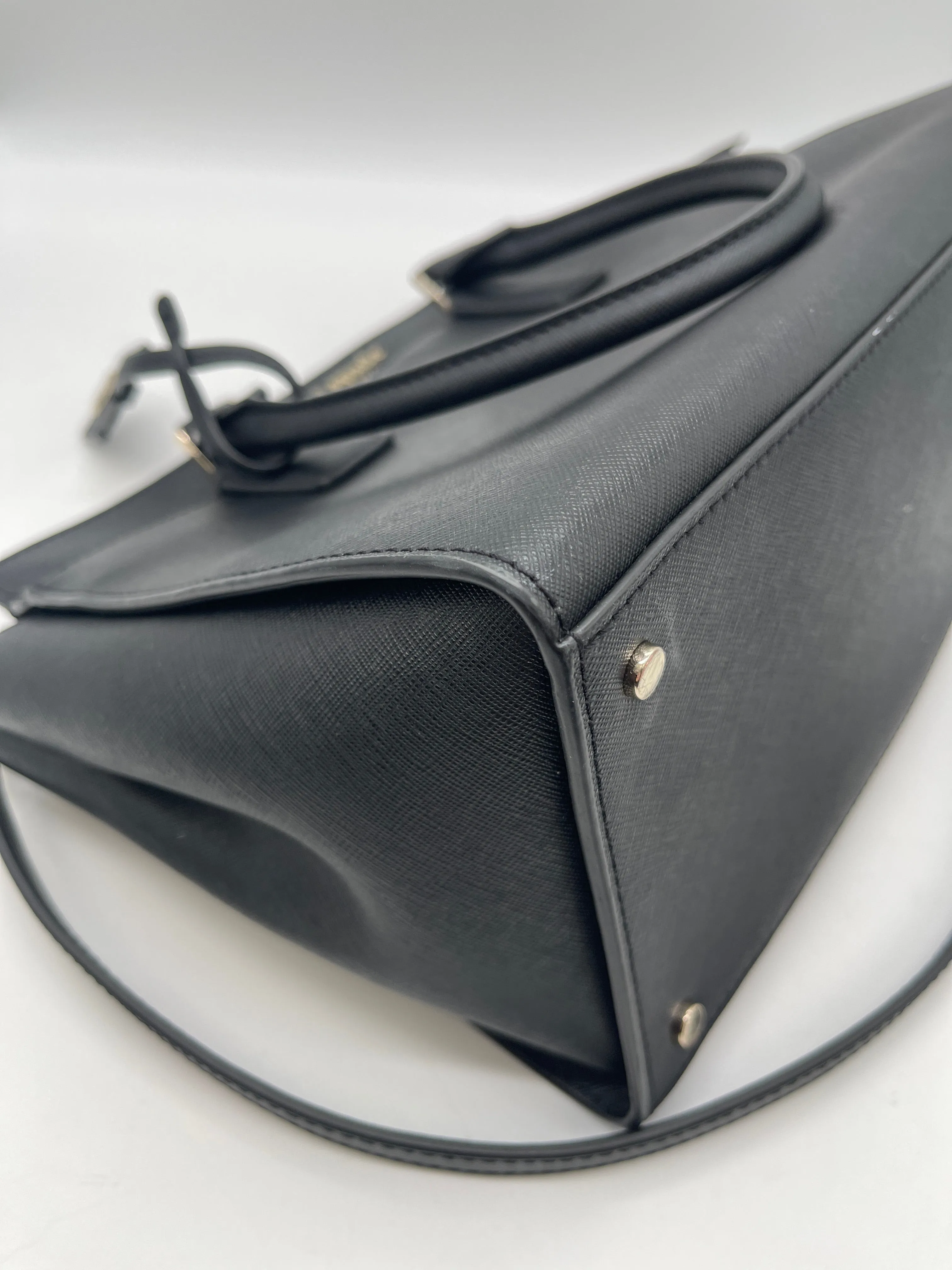 Kate Spade Bags Crossbody Designer By Kate Spade, Size: Medium
