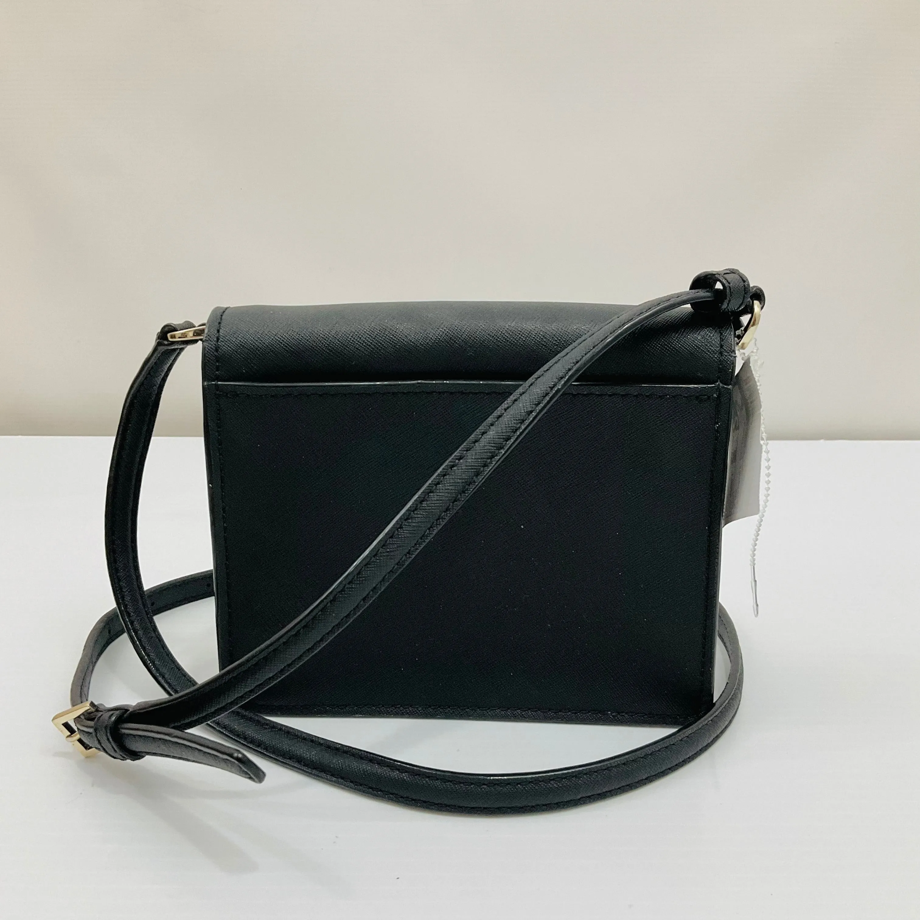 Kate Spade Bags Crossbody Designer By Kate Spade, Size: Small