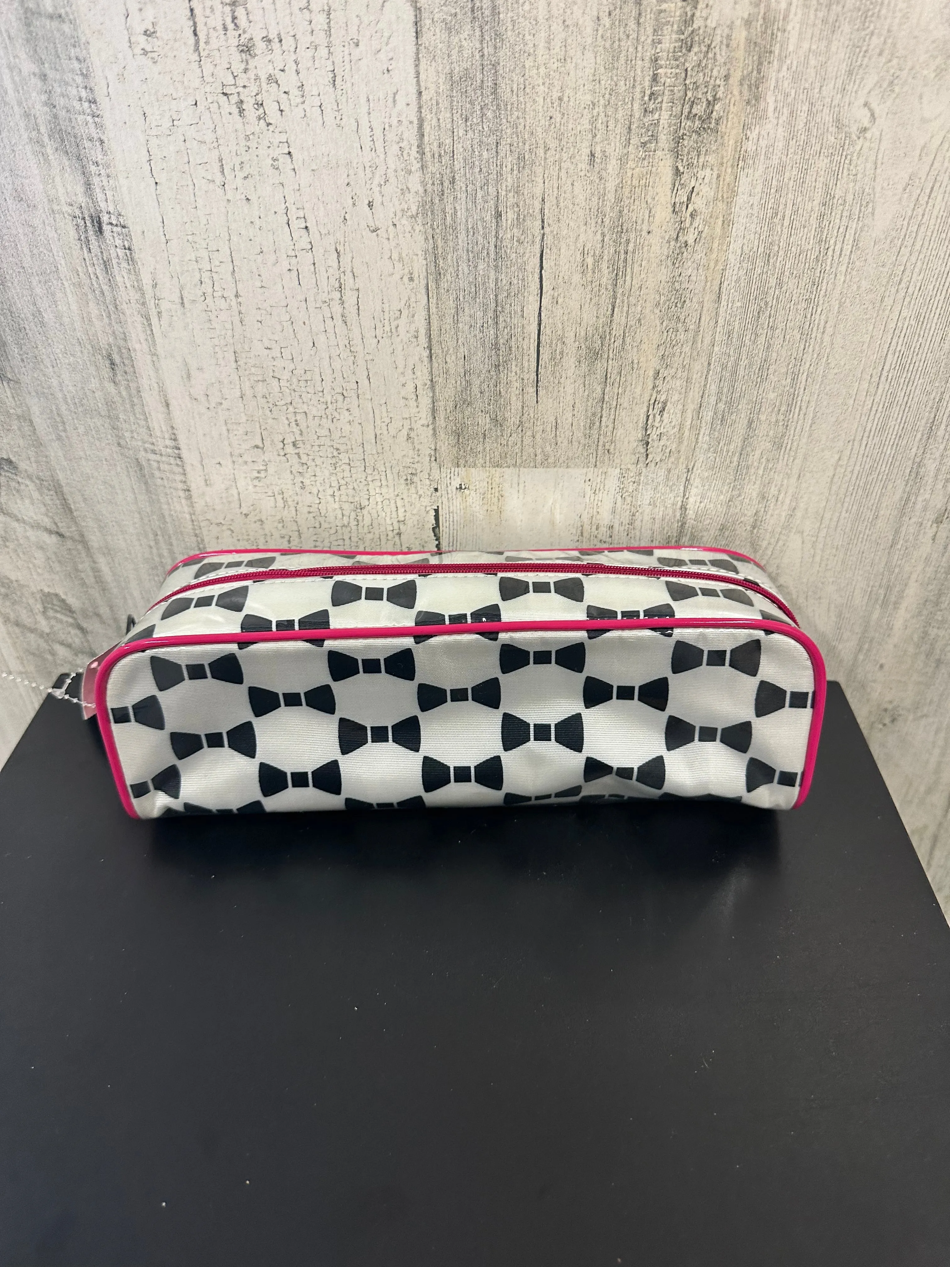 Kate Spade Bags Makeup Bag Designer By Kate Spade  Size: Medium