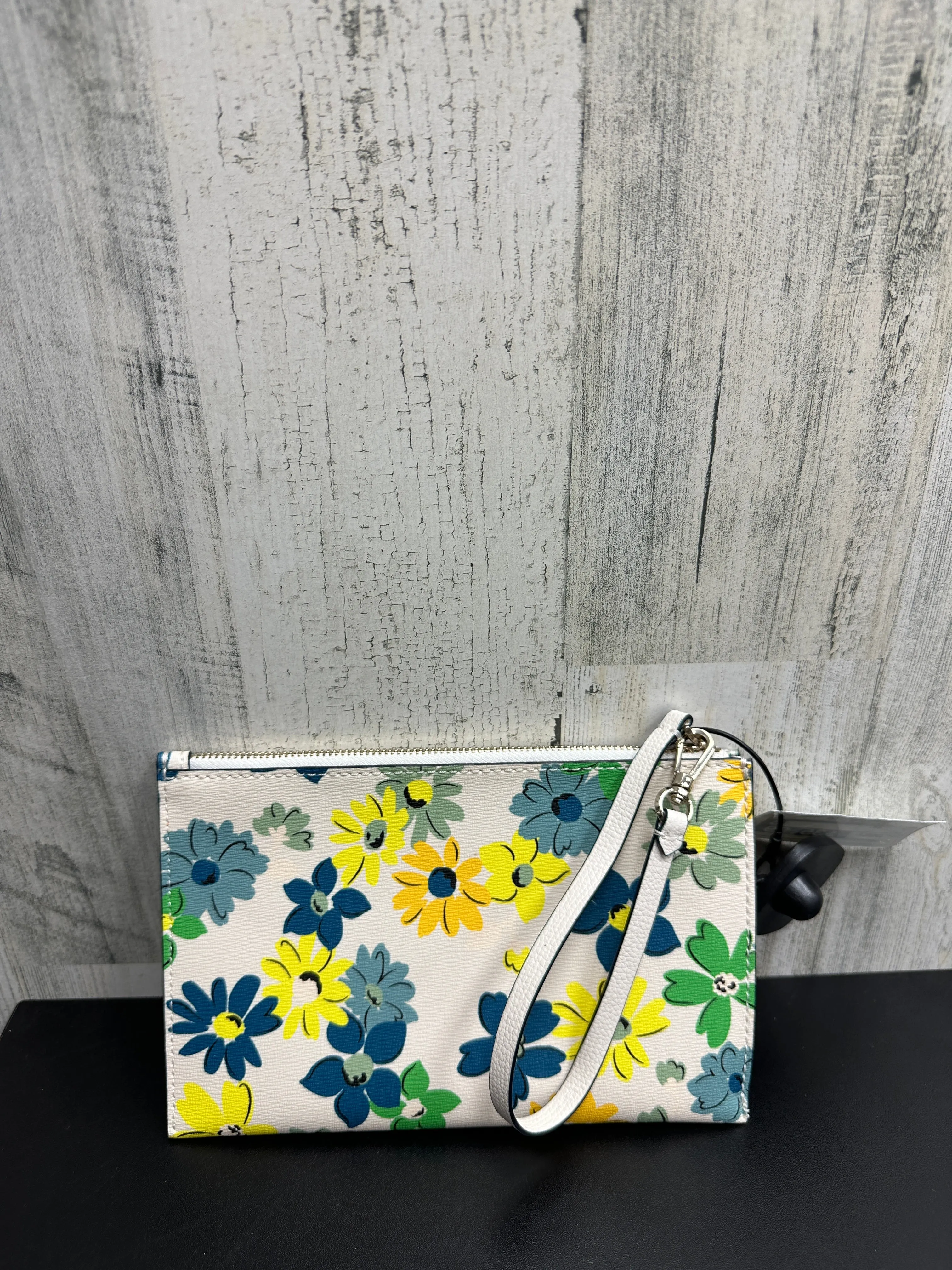 Kate Spade Bags Wristlet By Kate Spade  Size: Small