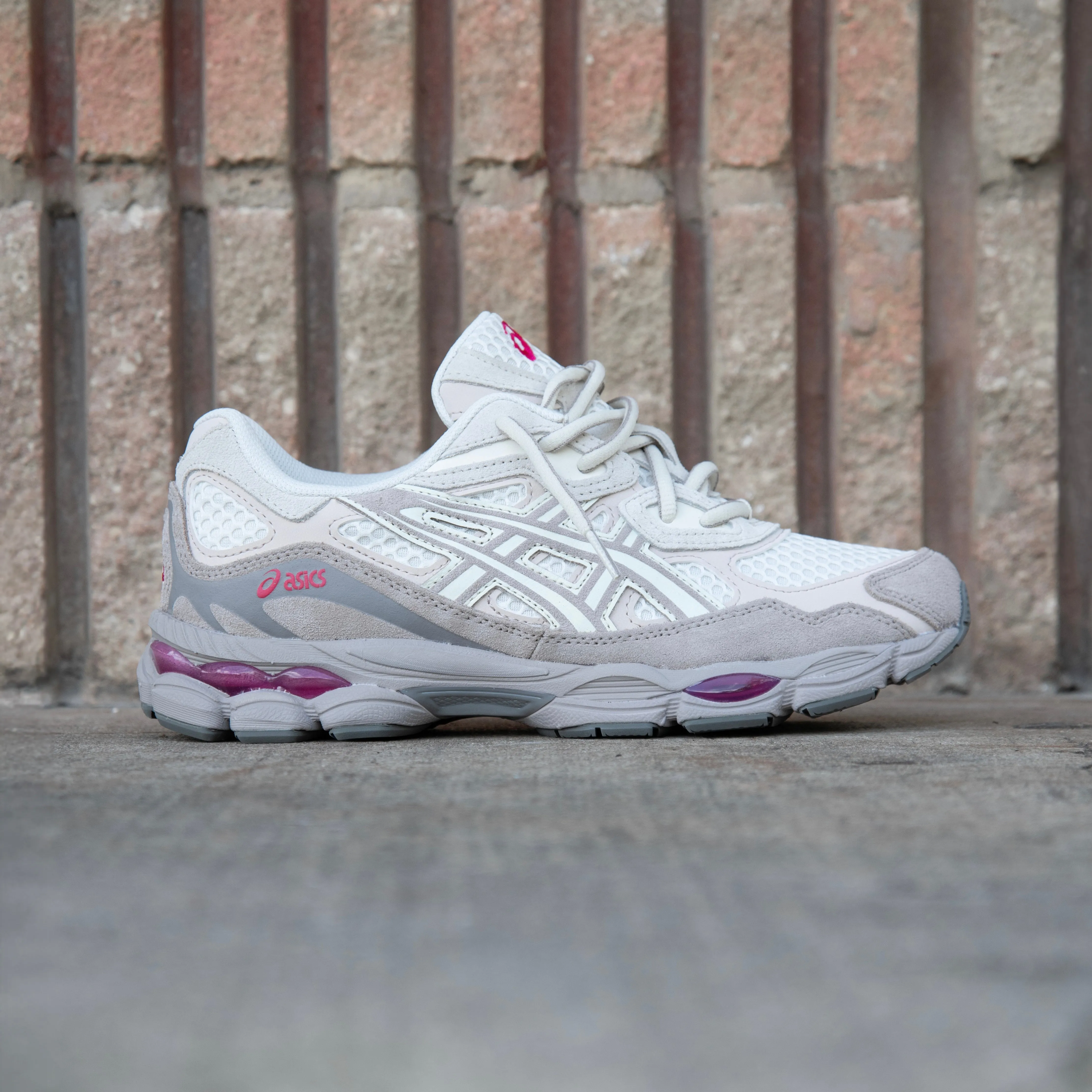 Mens Asics Gel-NYC (Cream/Moonrock)