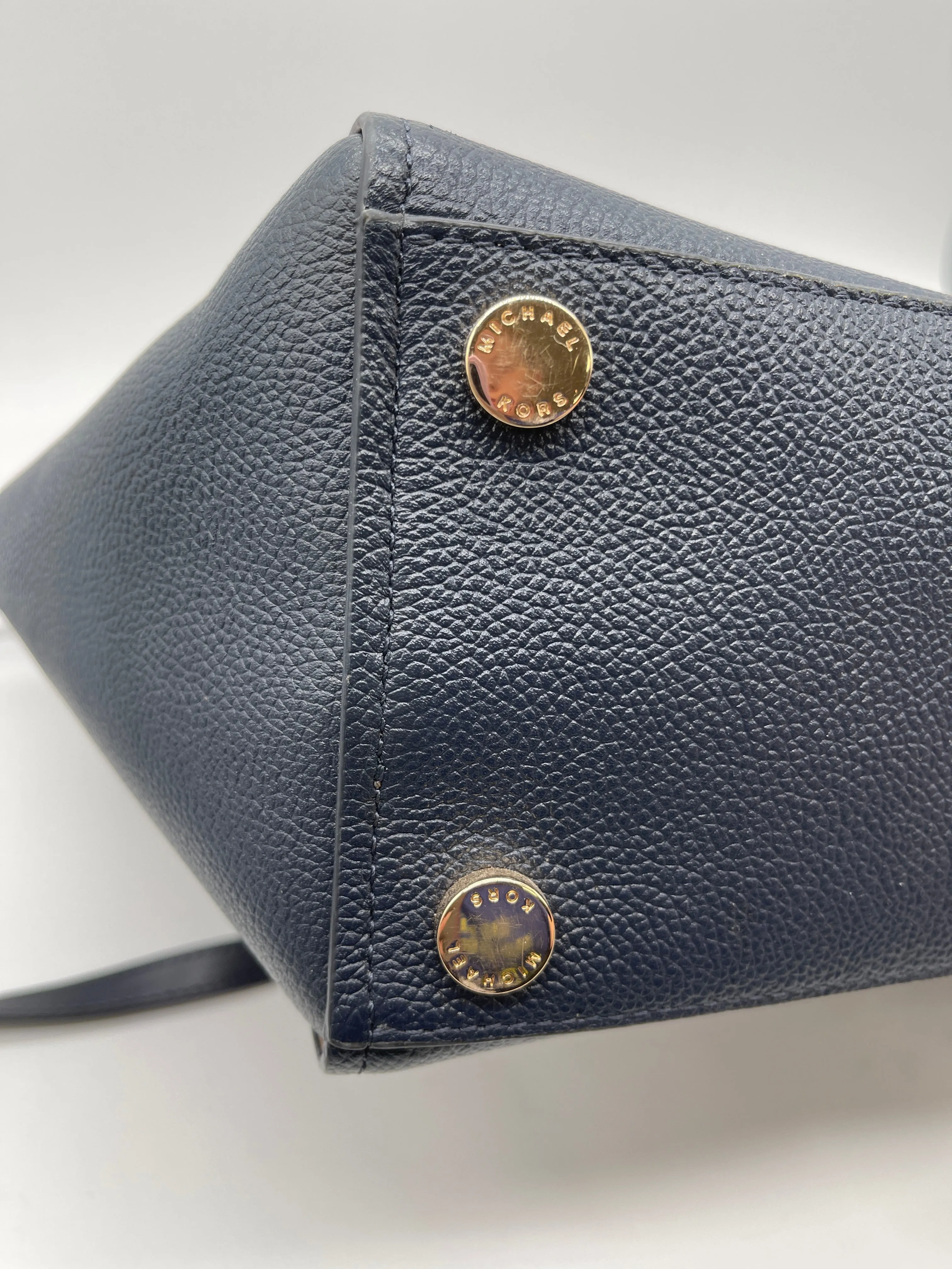 Michael Kors Bags Crossbody Designer Michael Kors, Size Large
