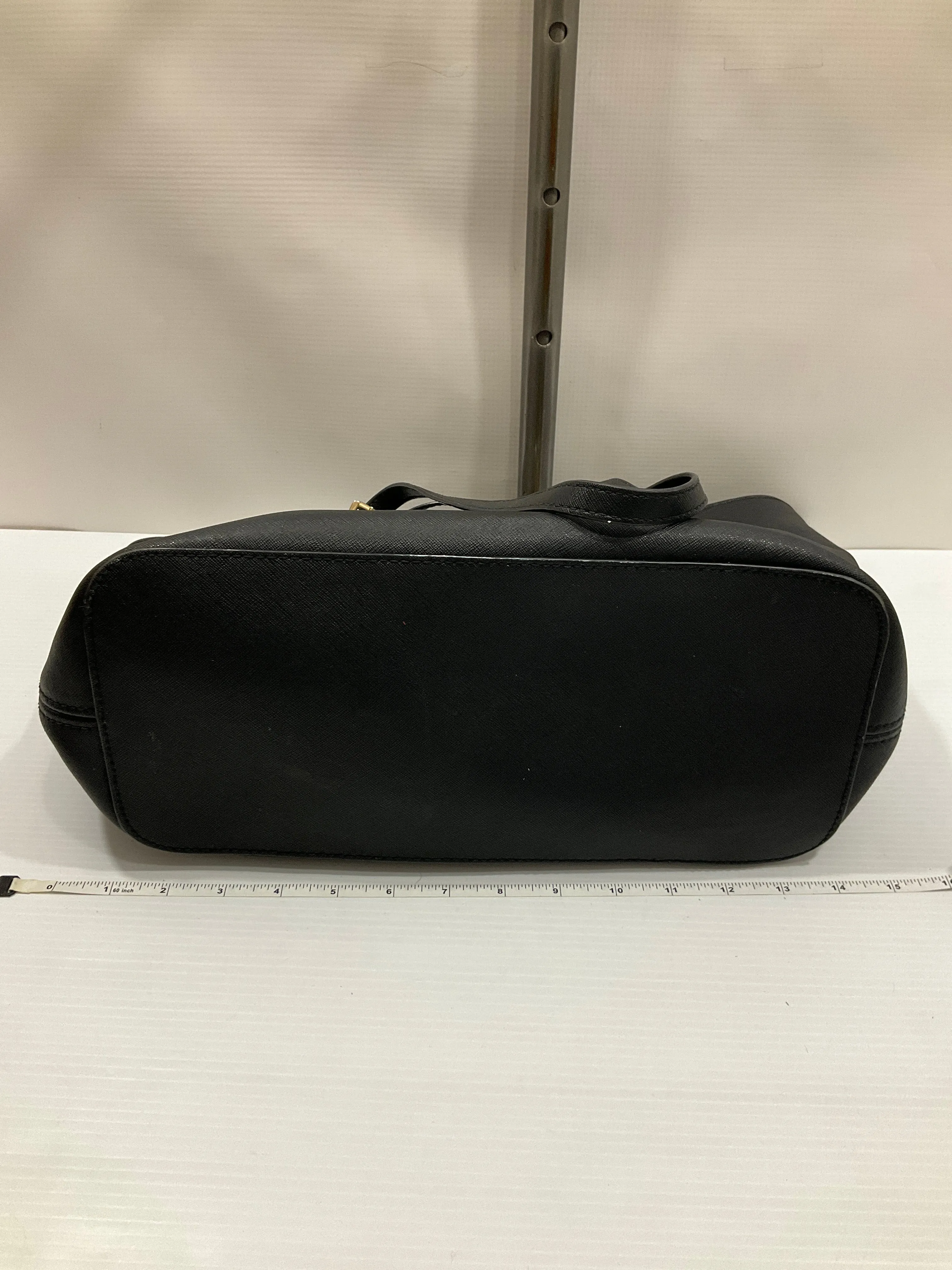 Michael Kors Bags Handbag Designer By Michael Kors, Size: Medium