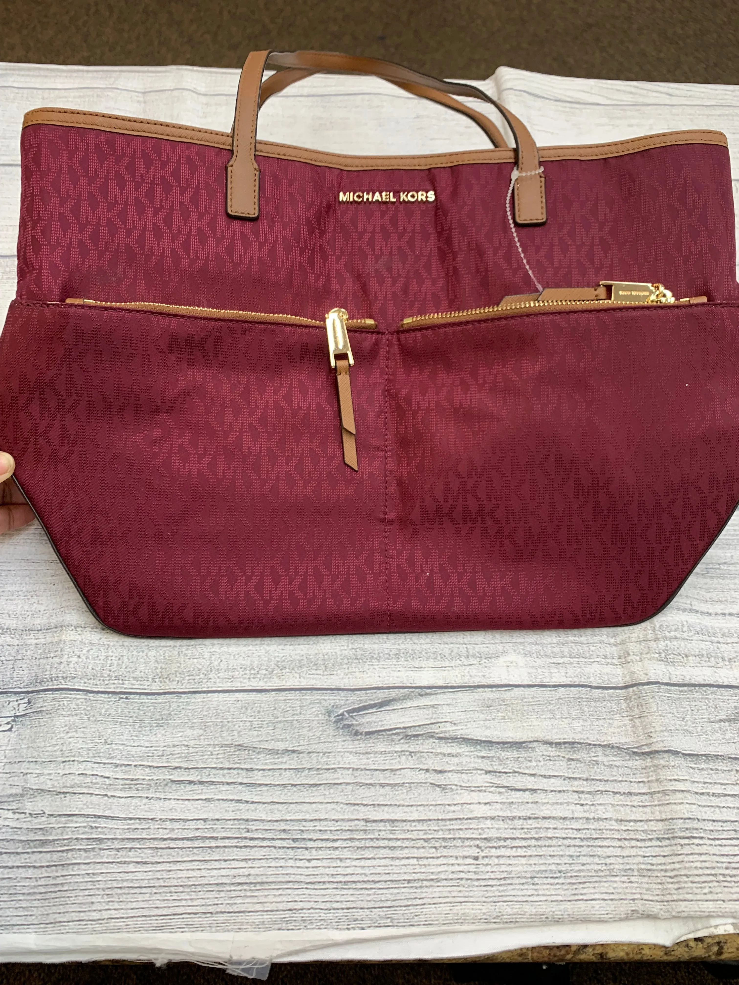 Michael Kors Bags Handbag Michael Kors, Size Large