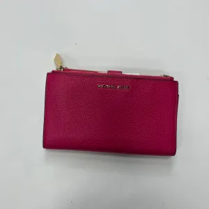 Michael Kors Bags Wristlet By Michael Kors  Size: Large
