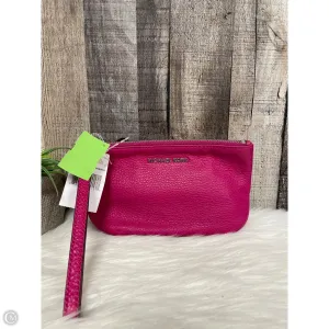Michael Kors Bags Wristlet Designer By Michael Kors, Size: Medium