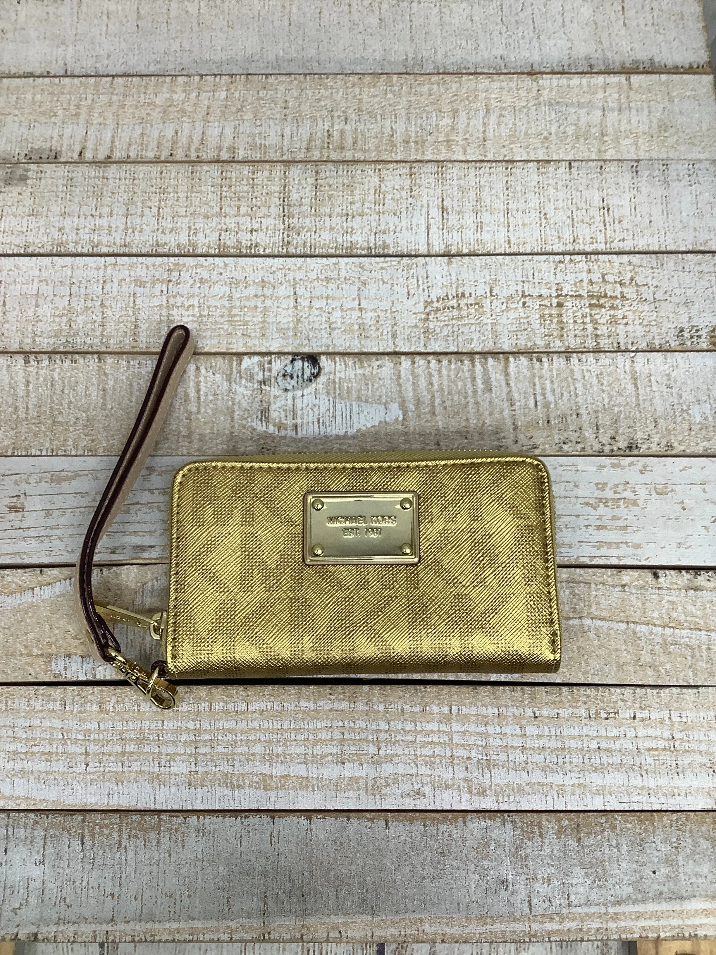 Michael Kors Bags Wristlet Designer By Michael Kors, Size: Medium