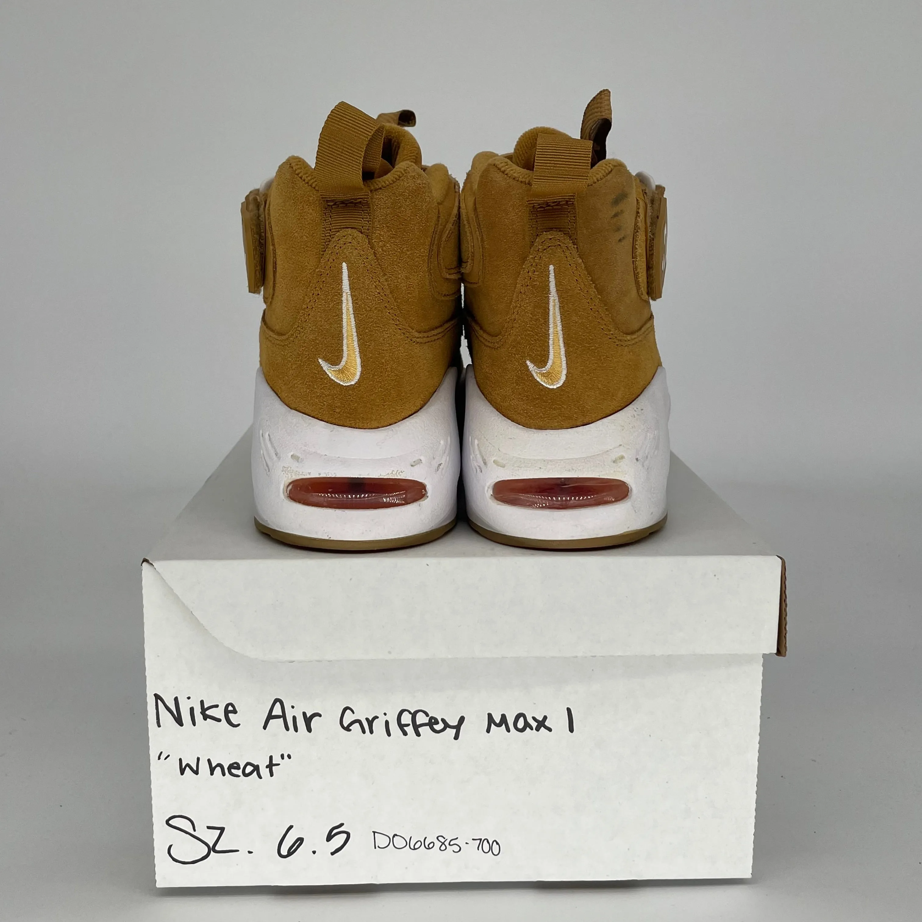 NIKE AIR GRIFFEY MAX 1 WHEAT SIZE 6.5Y DO6685-700