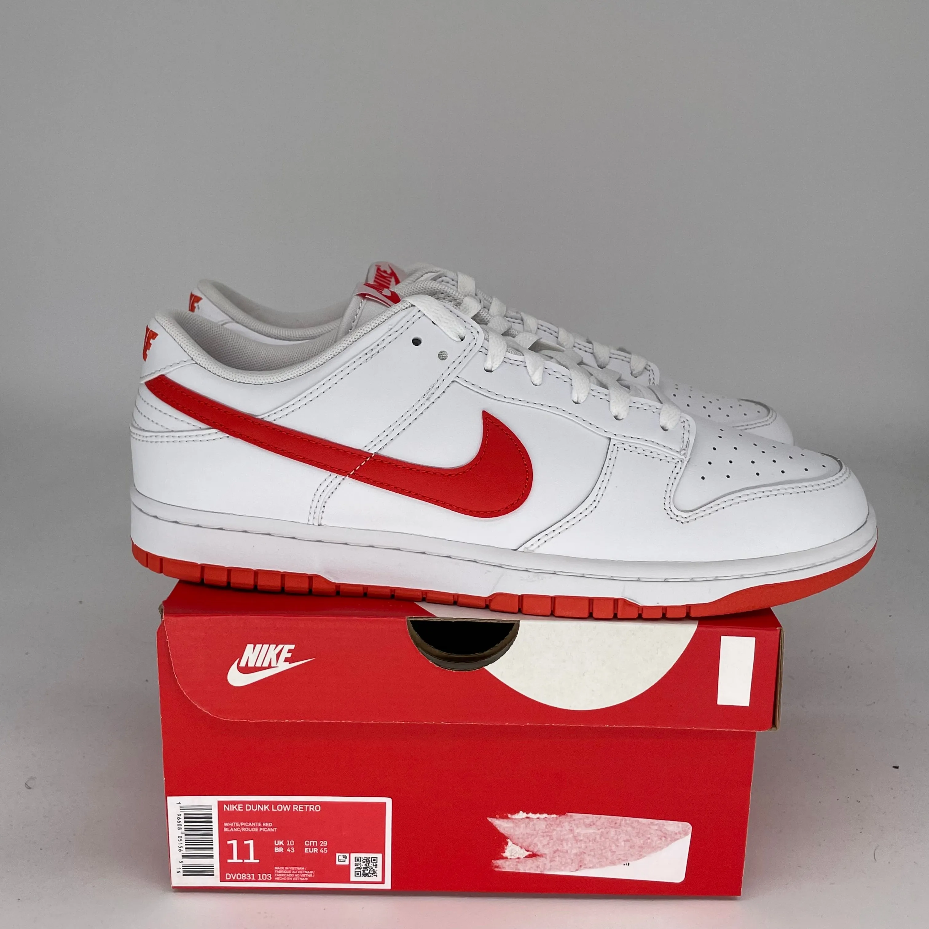 NIKE DUNK LOW WHITE PICANTE RED SIZE 11 DV0831-103
