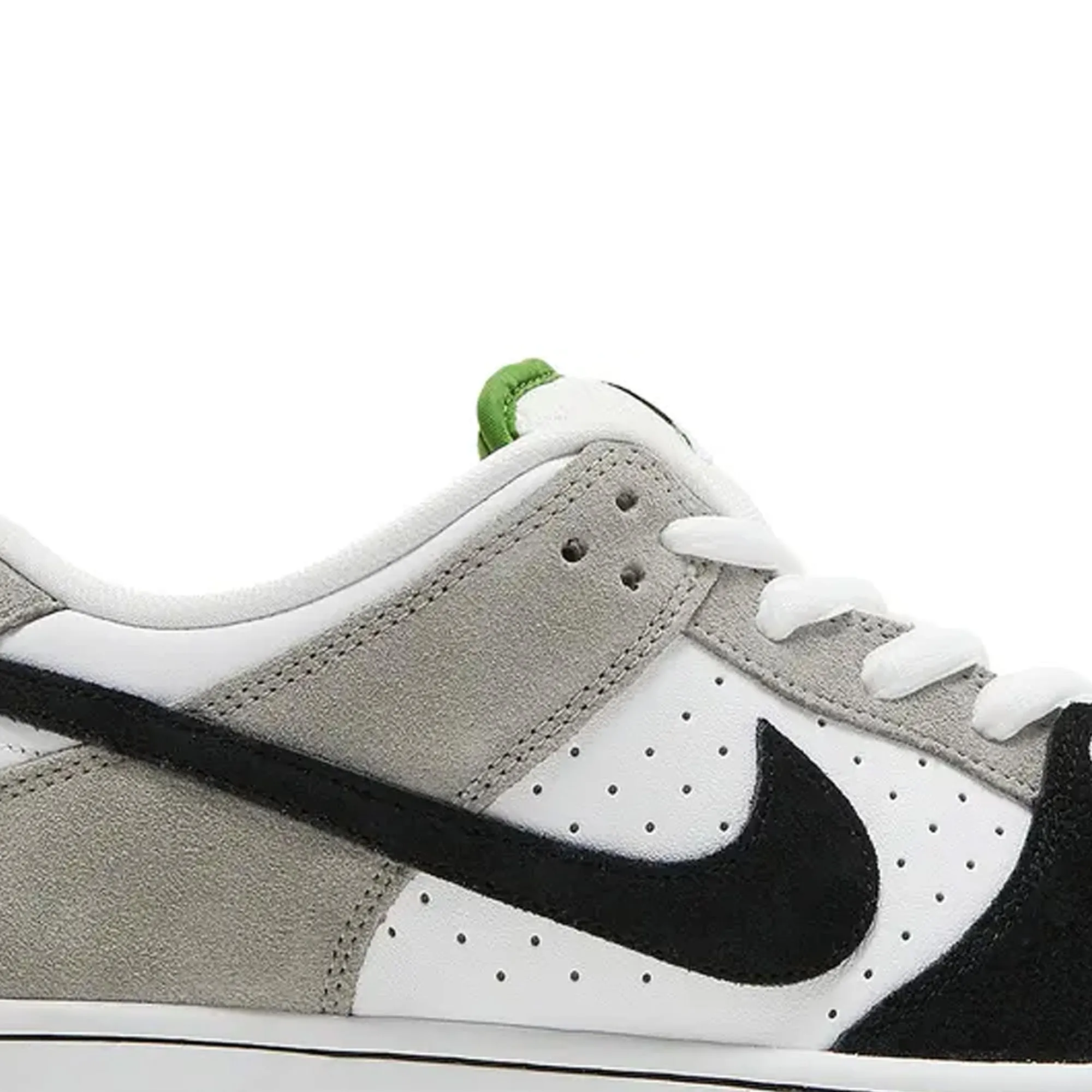 Nike SB Dunk Low 'Chlorophyll' (2022)