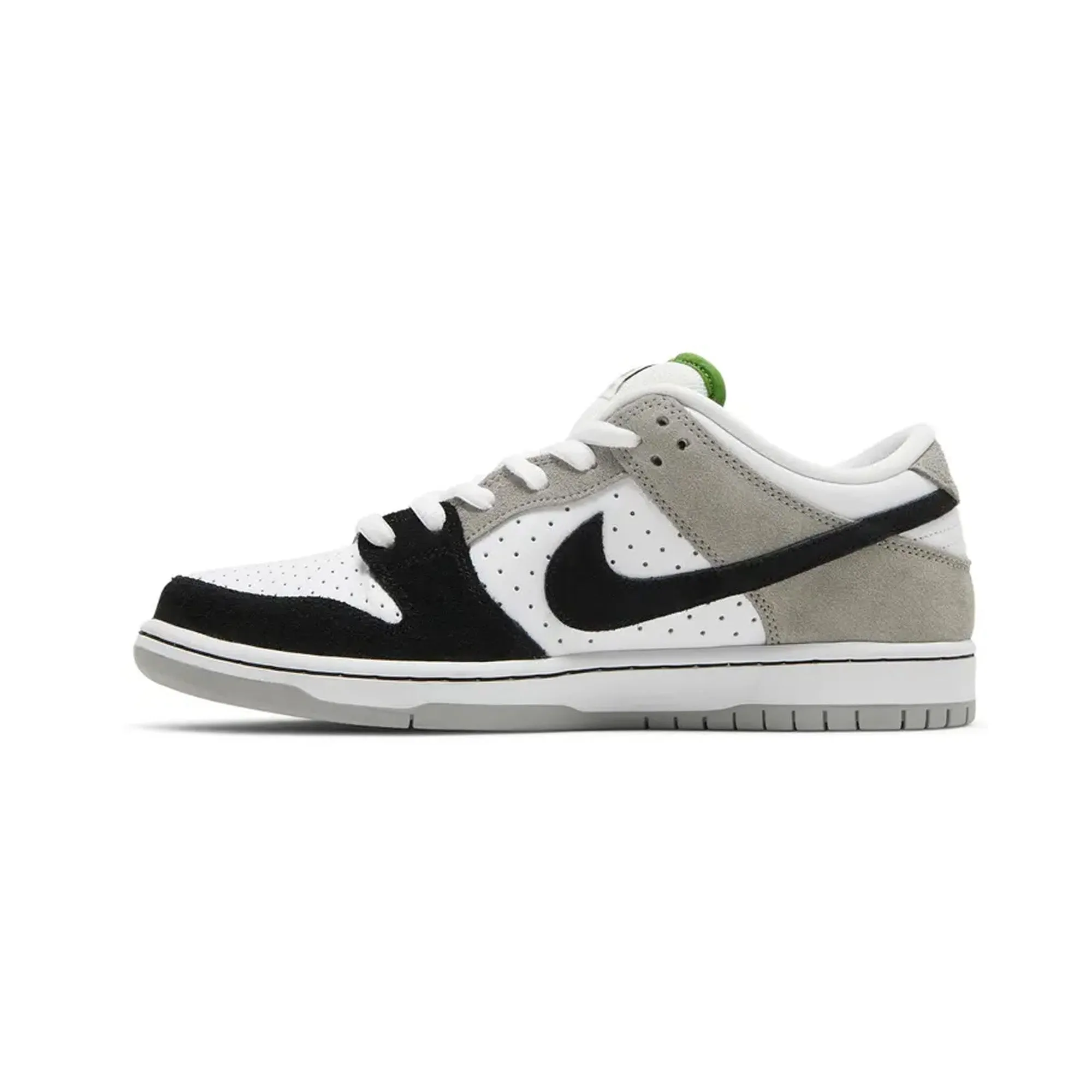 Nike SB Dunk Low 'Chlorophyll' (2022)