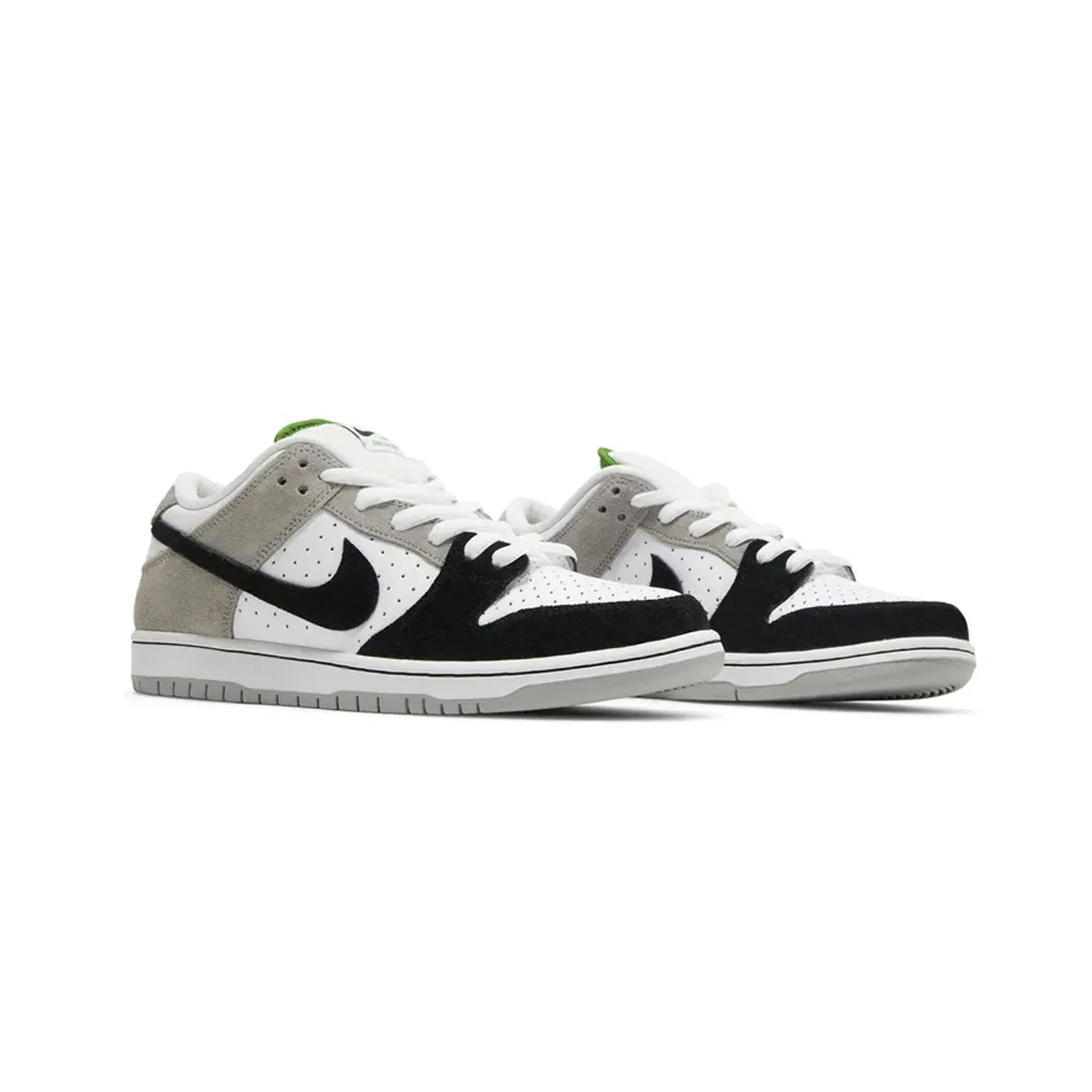 Nike SB Dunk Low 'Chlorophyll' (2022)