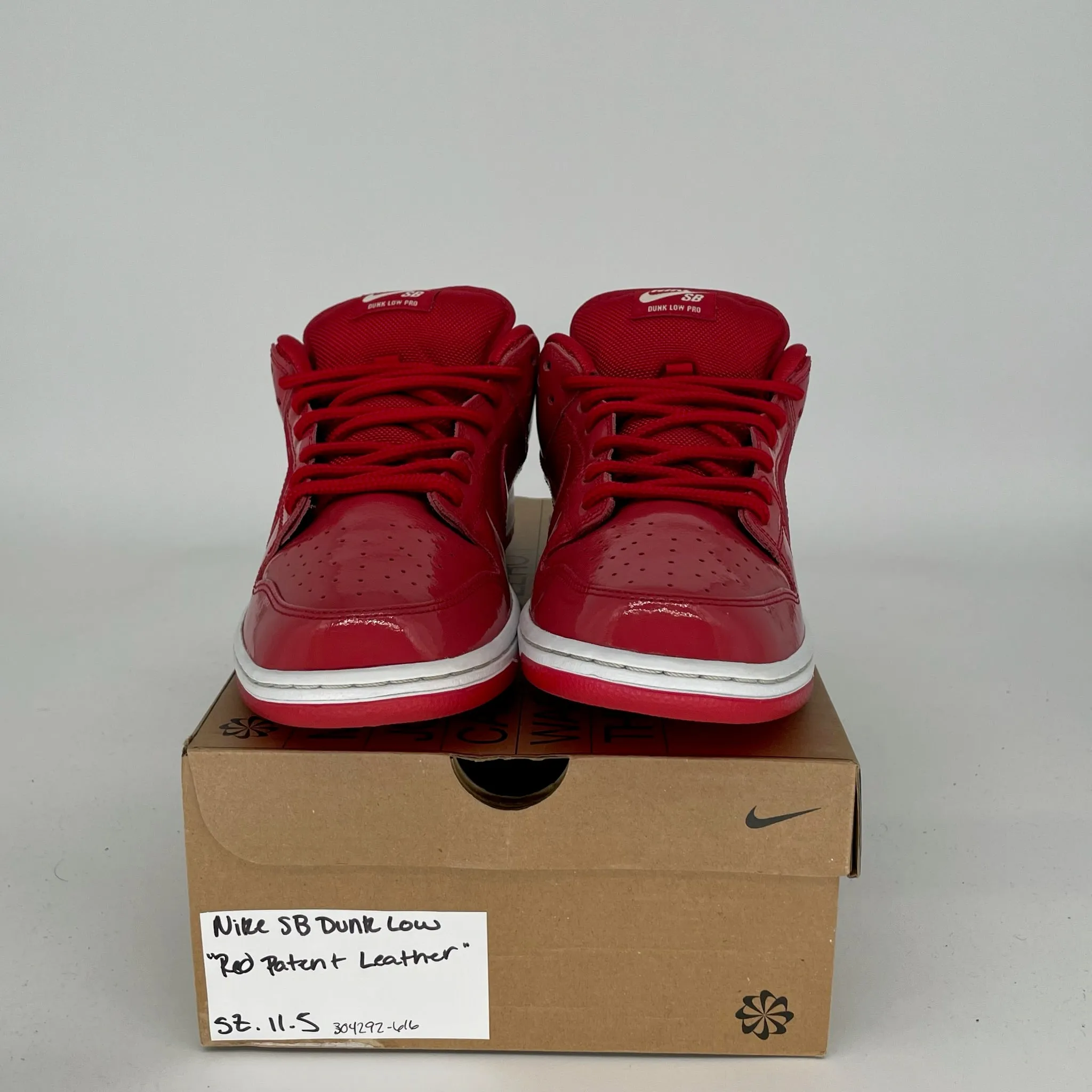 NIKE SB DUNK LOW RED PATENT LEATHER SIZE 11.5 304292-616