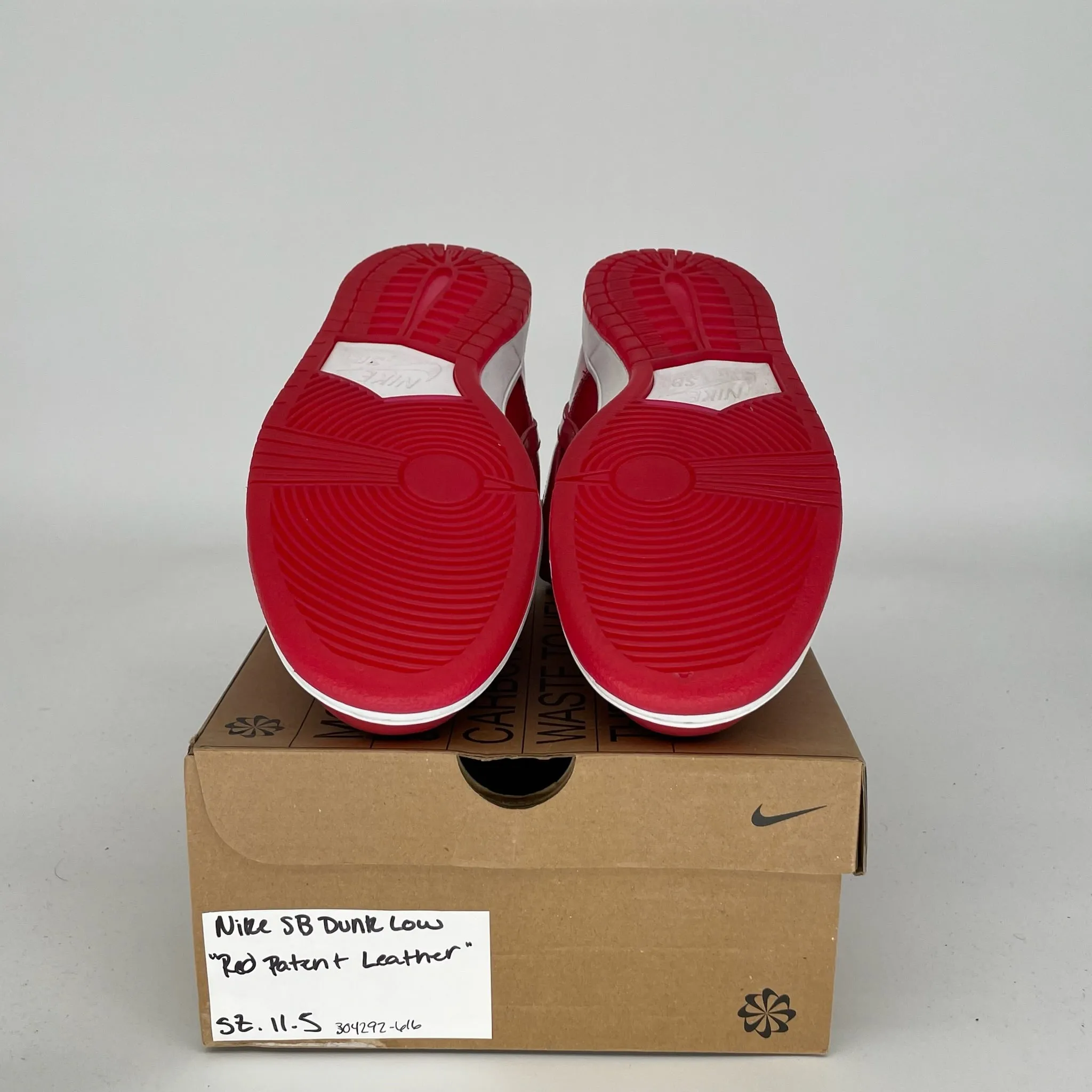 NIKE SB DUNK LOW RED PATENT LEATHER SIZE 11.5 304292-616