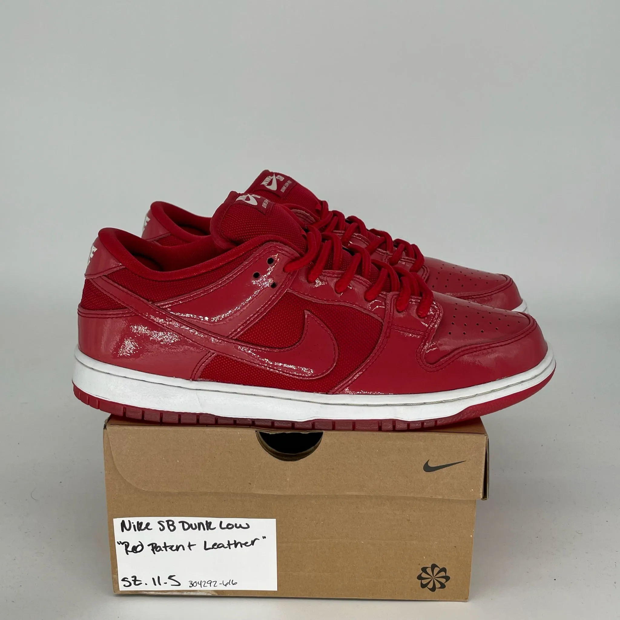 NIKE SB DUNK LOW RED PATENT LEATHER SIZE 11.5 304292-616