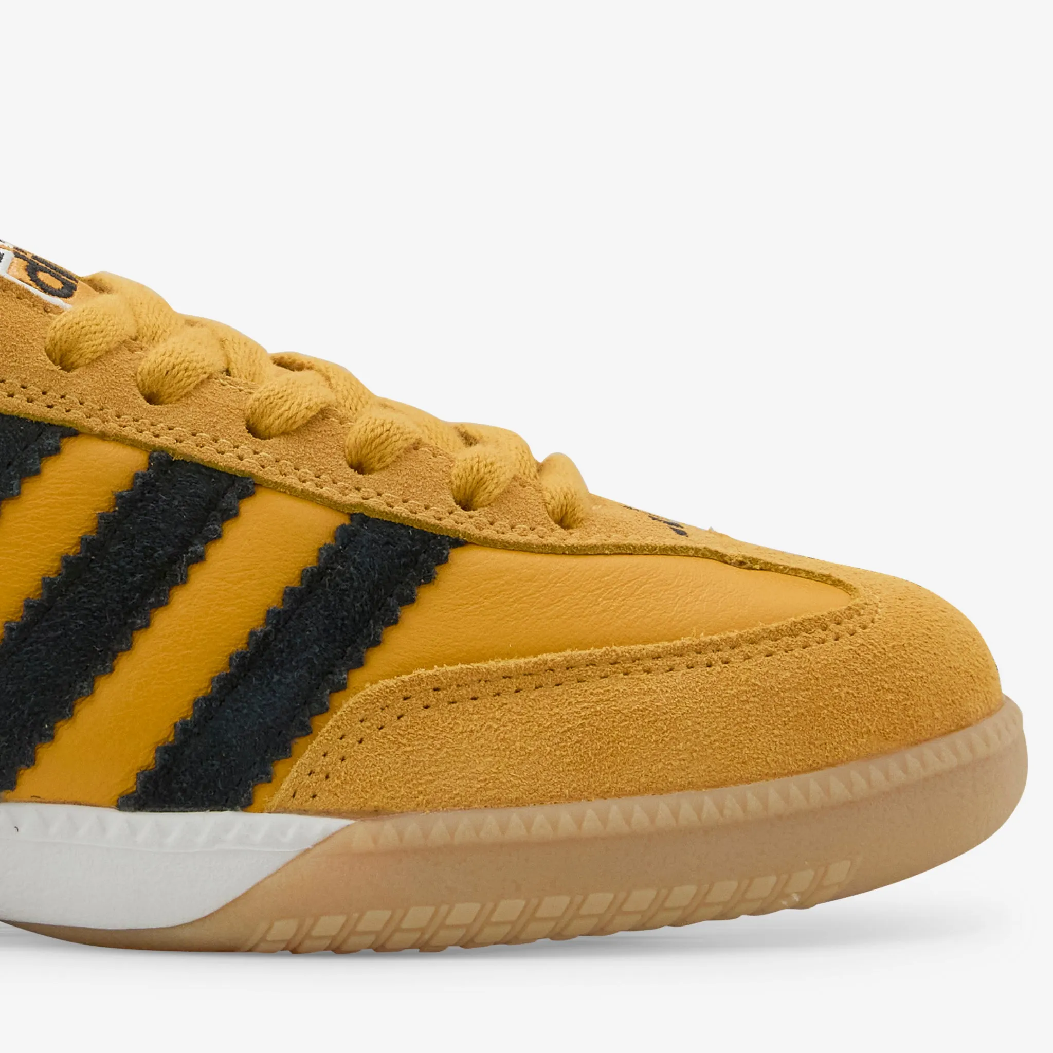 Samba MN Crew Yellow | Core Black | Gum adidas Clothing