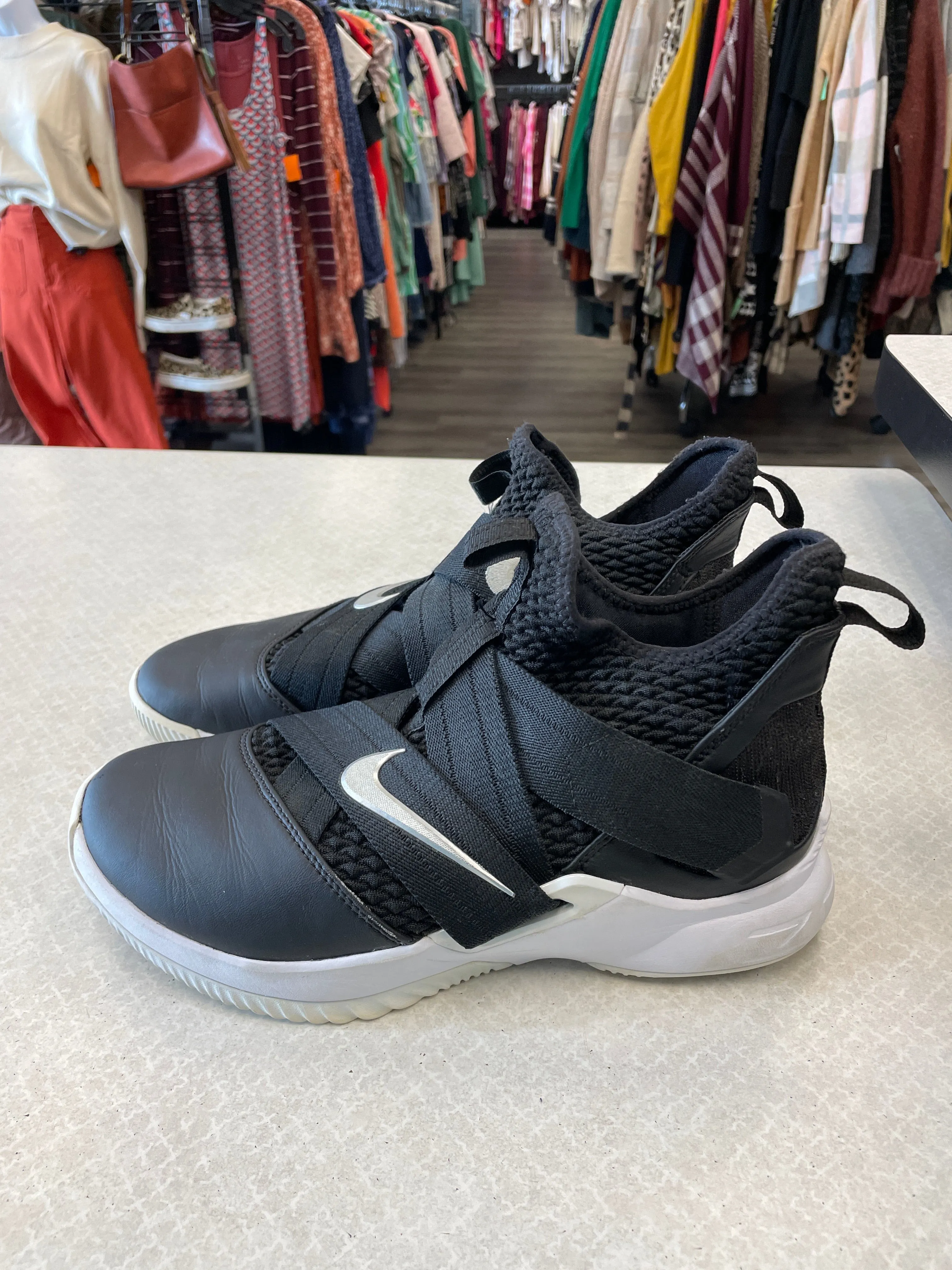 Shoes Athletic By Nike In Black & White, Size: 7.5 nike