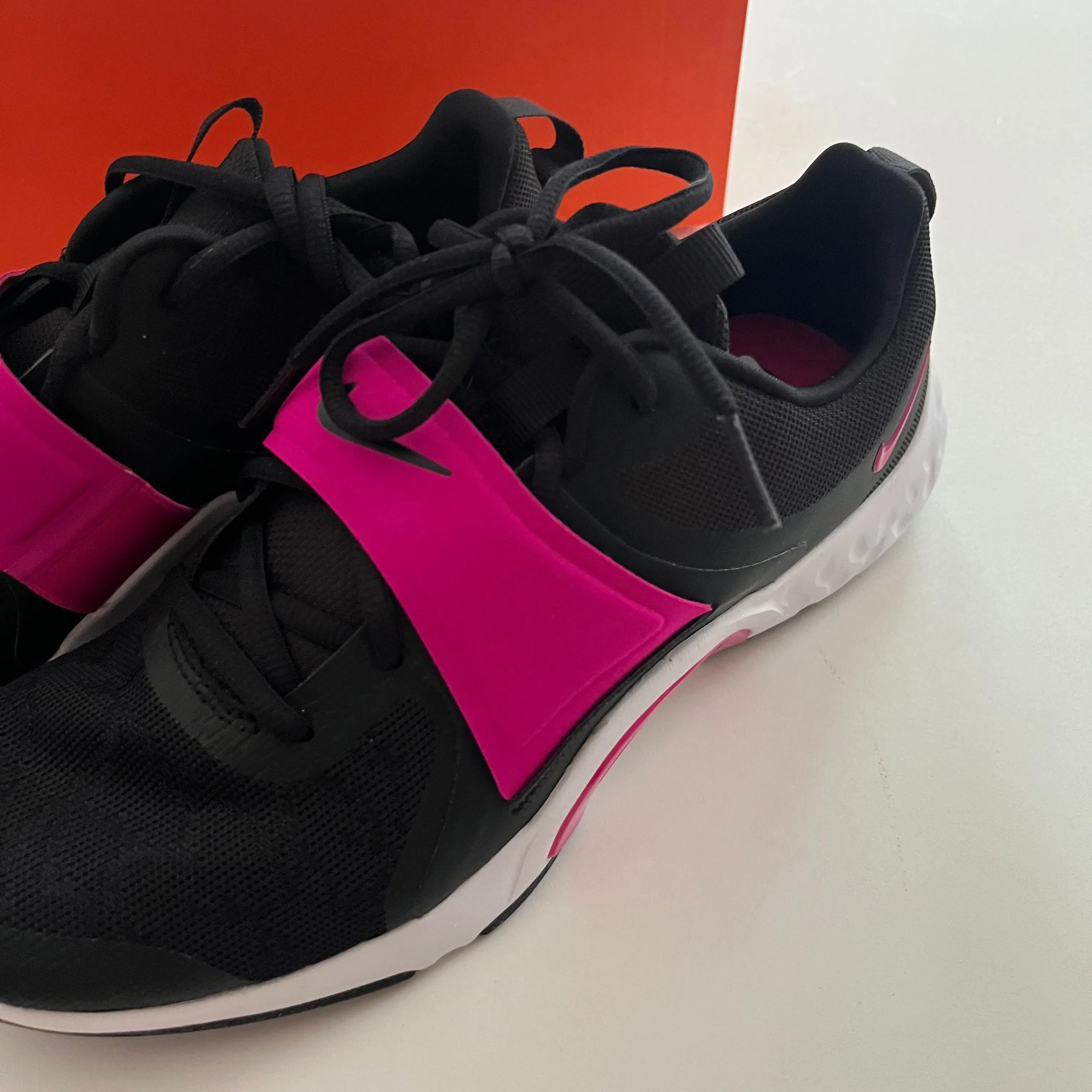 Shoes Athletic By Nike In Black, Size: 10 nike