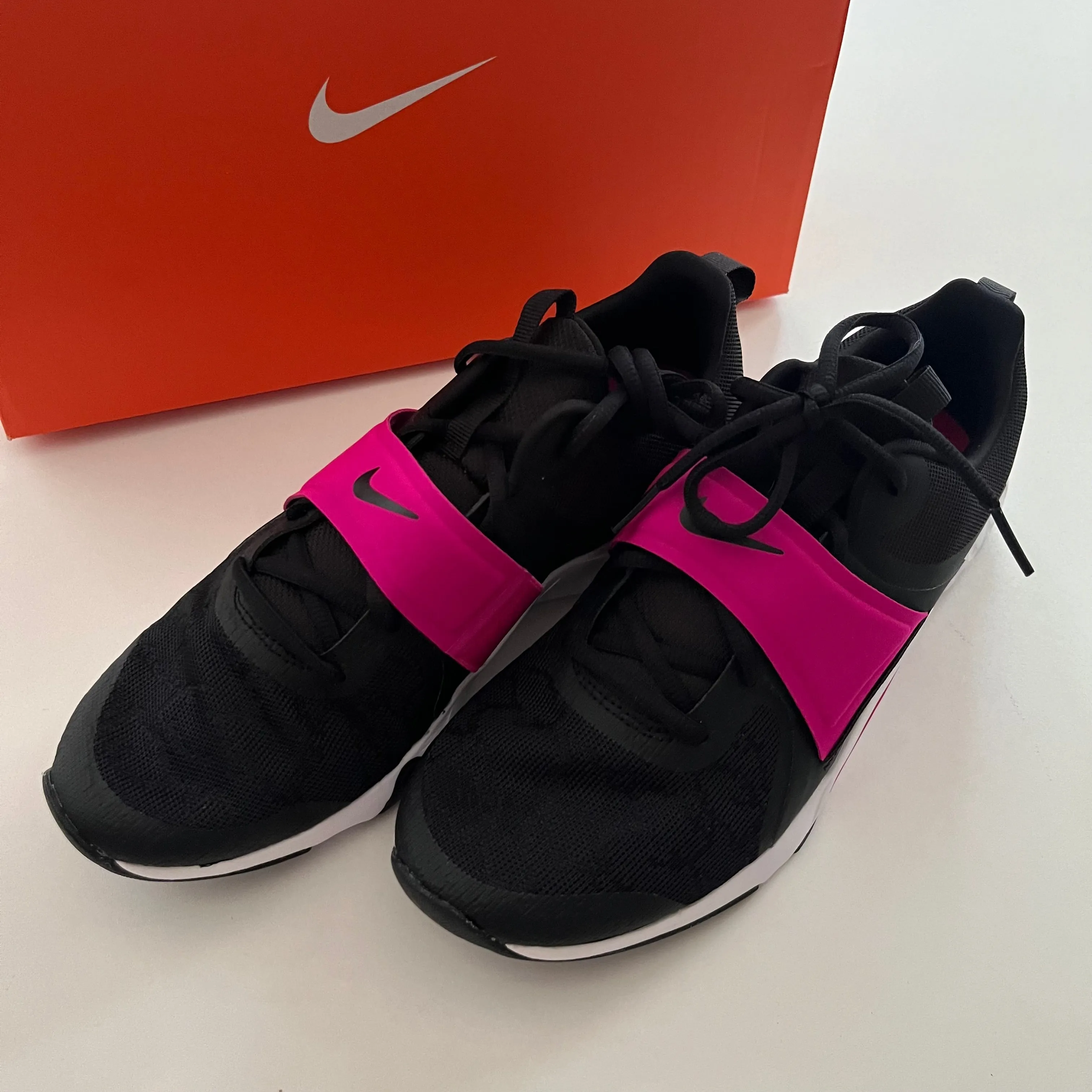 Shoes Athletic By Nike In Black, Size: 10 nike