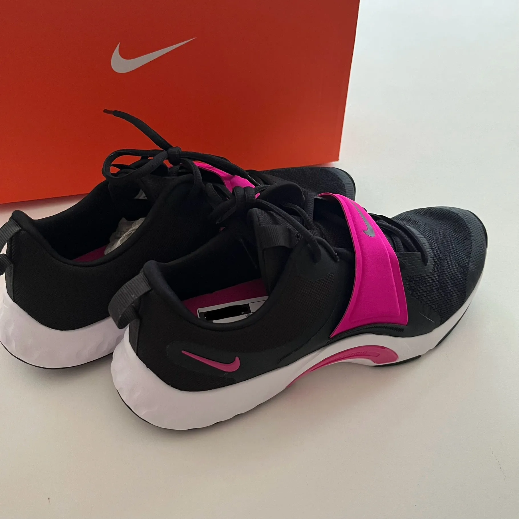 Shoes Athletic By Nike In Black, Size: 10 nike