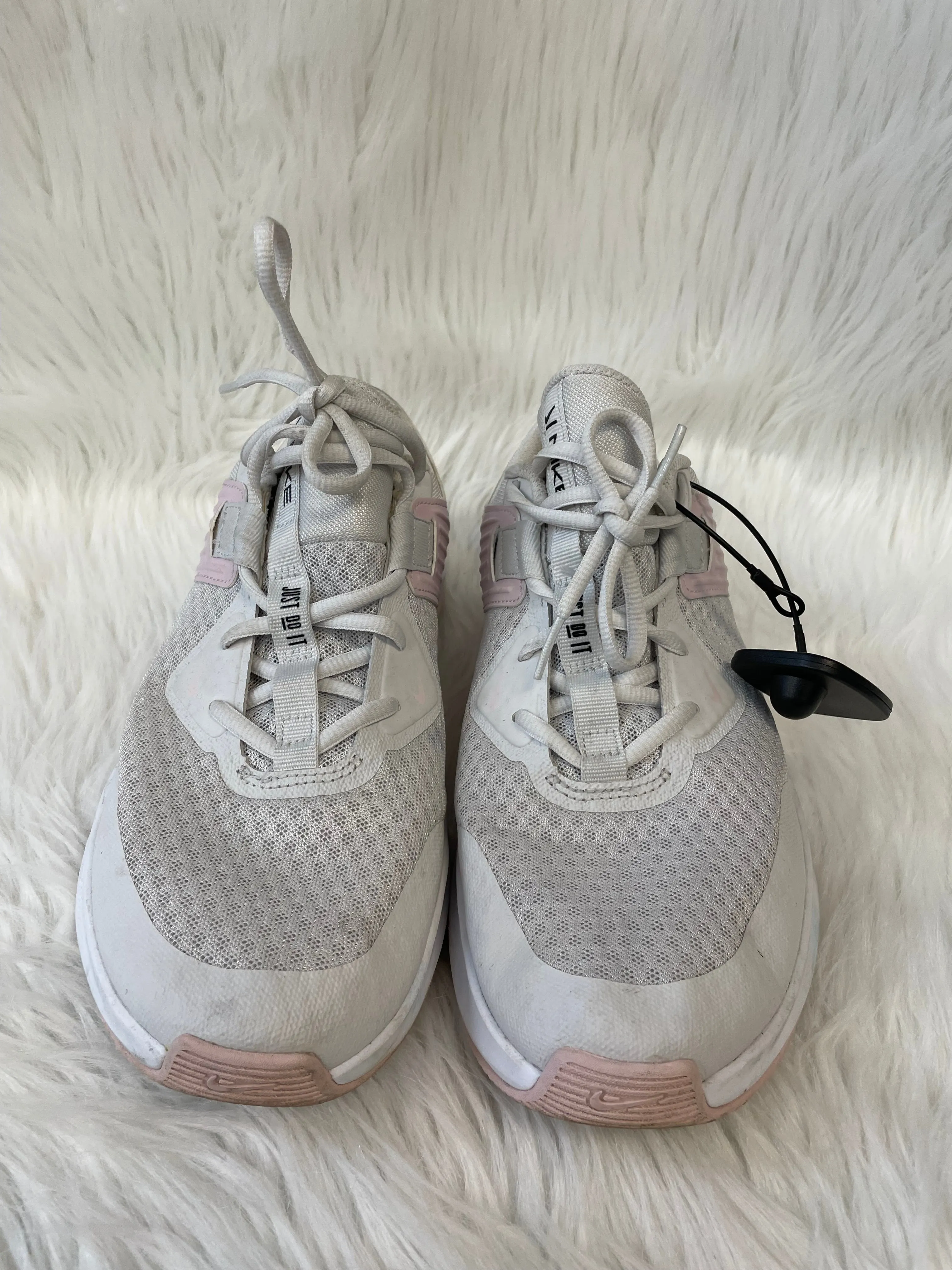 Shoes Athletic By Nike In Grey & Pink, Size: 11 nike