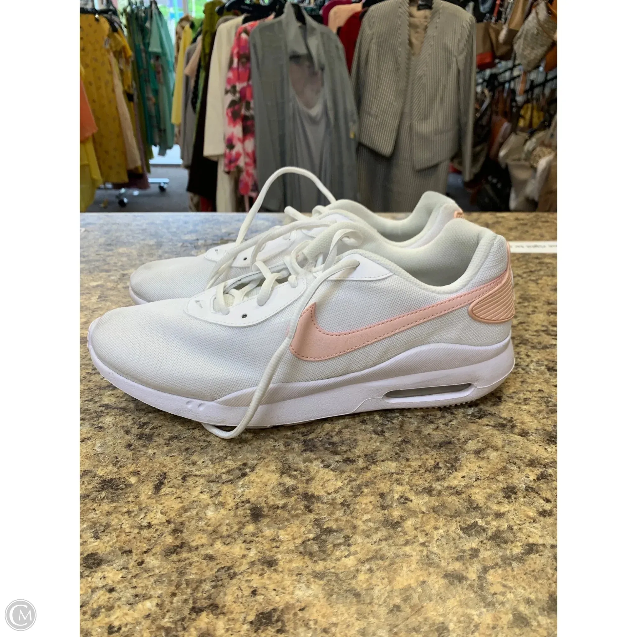 Shoes Athletic By Nike In Pink & White, Size: 11 nike