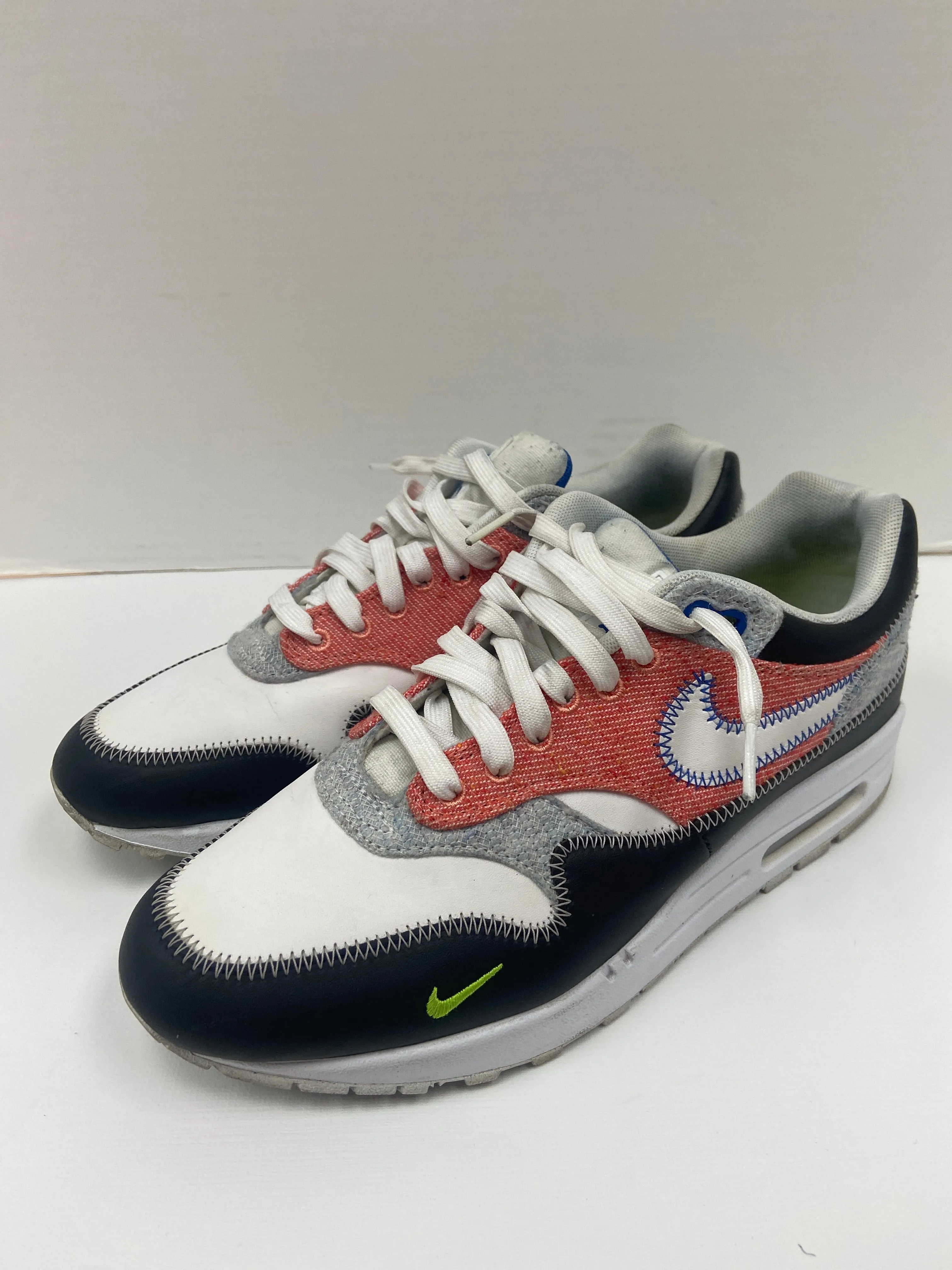 Shoes Athletic By Nike In White, Size: 8 nike