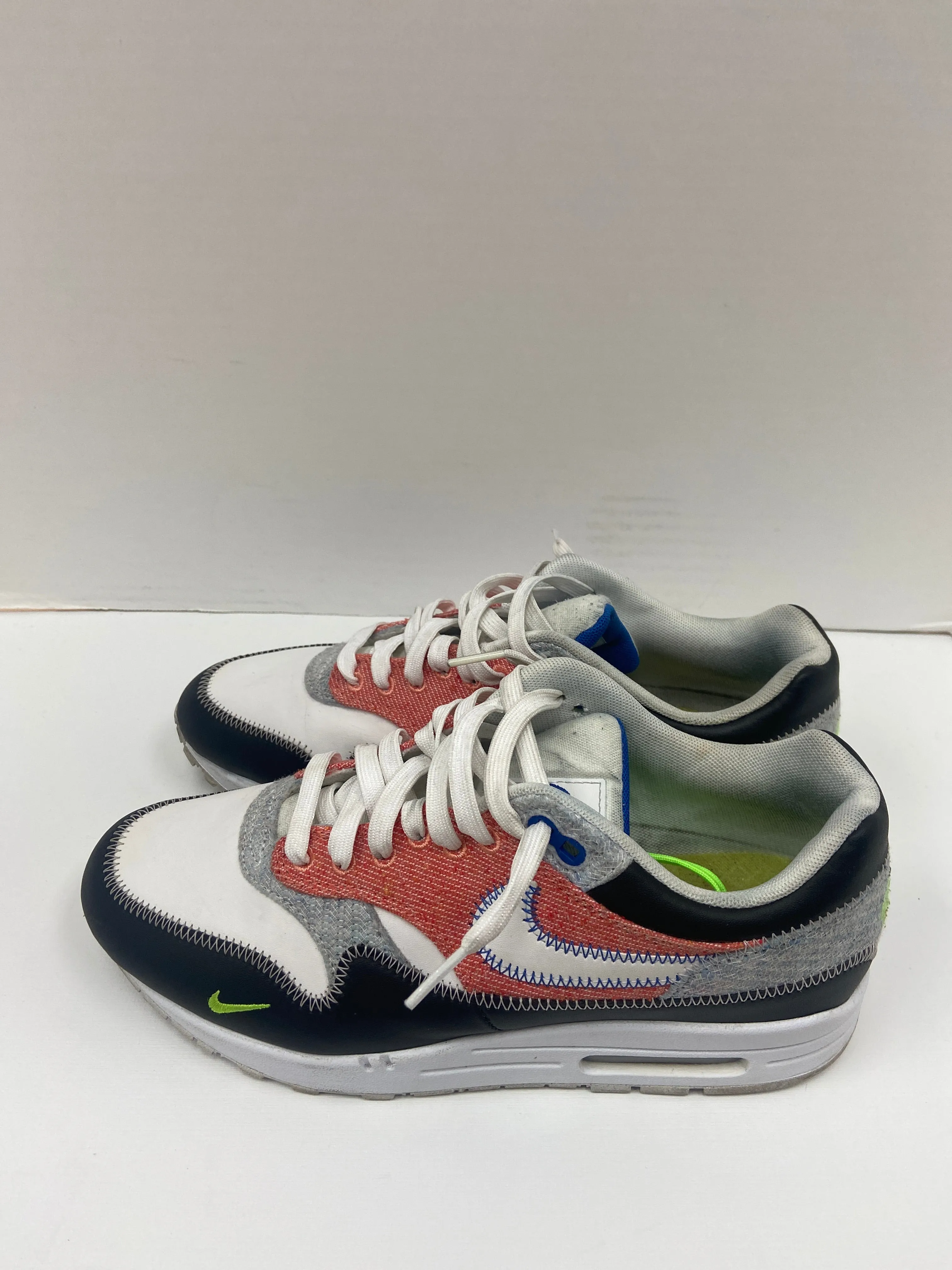 Shoes Athletic By Nike In White, Size: 8 nike