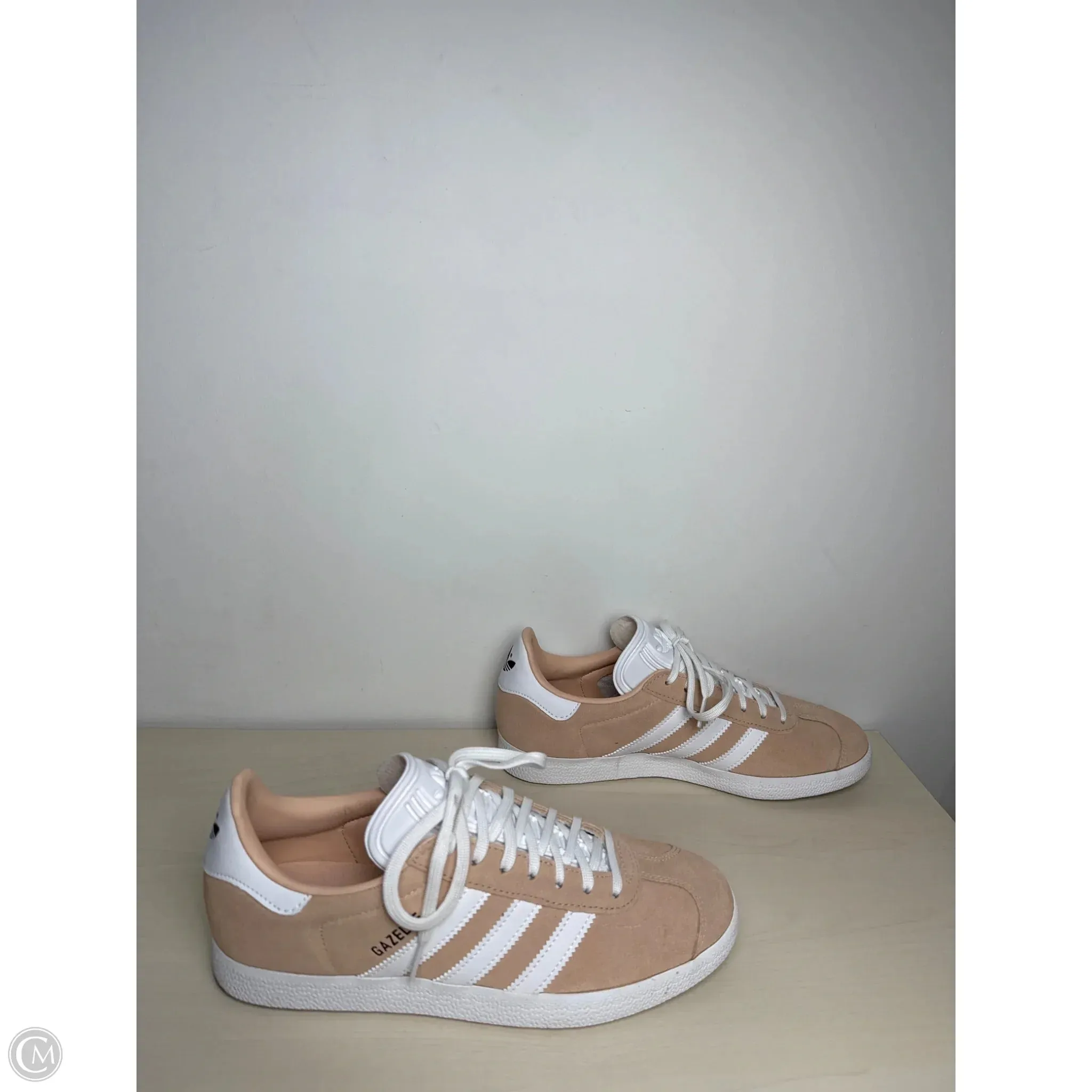 Shoes Sneakers By Adidas In Beige, Size: 8.5 adidas