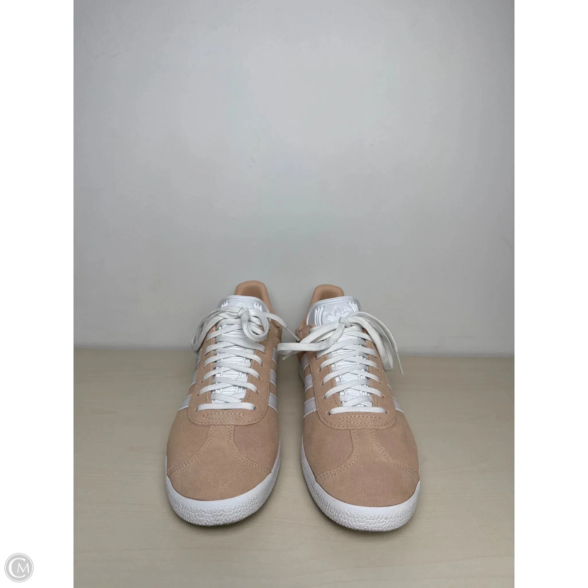 Shoes Sneakers By Adidas In Beige, Size: 8.5 adidas