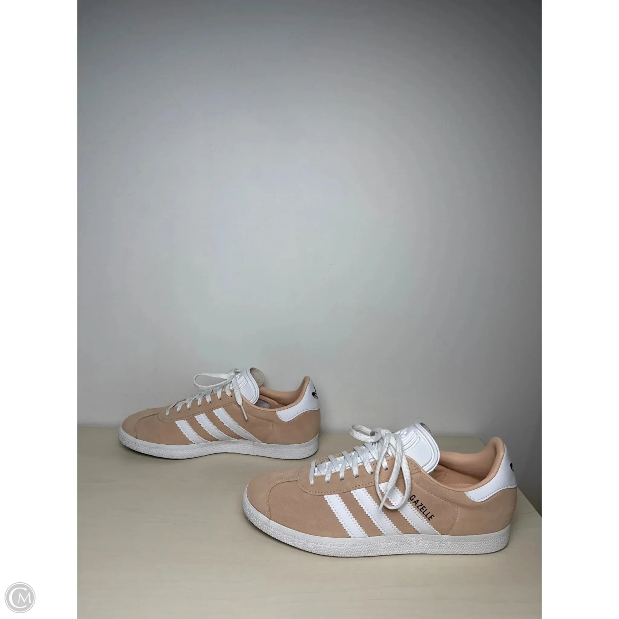 Shoes Sneakers By Adidas In Beige, Size: 8.5 adidas