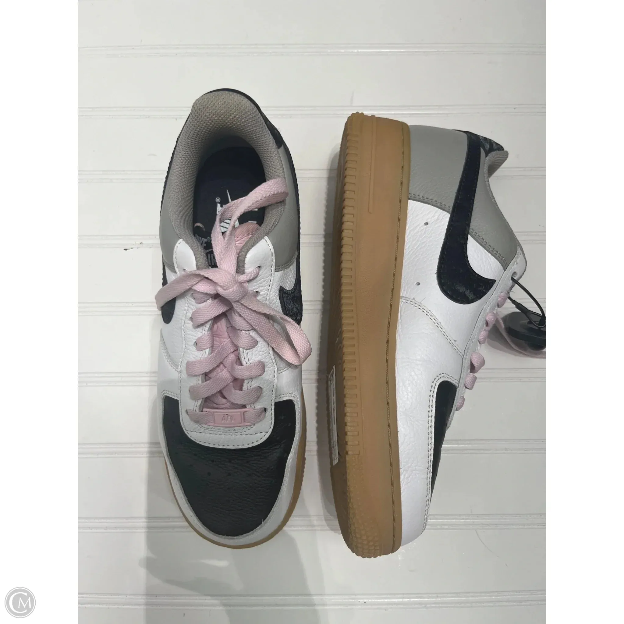 Shoes Sneakers By Nike In Black & Pink, Size: 8 nike