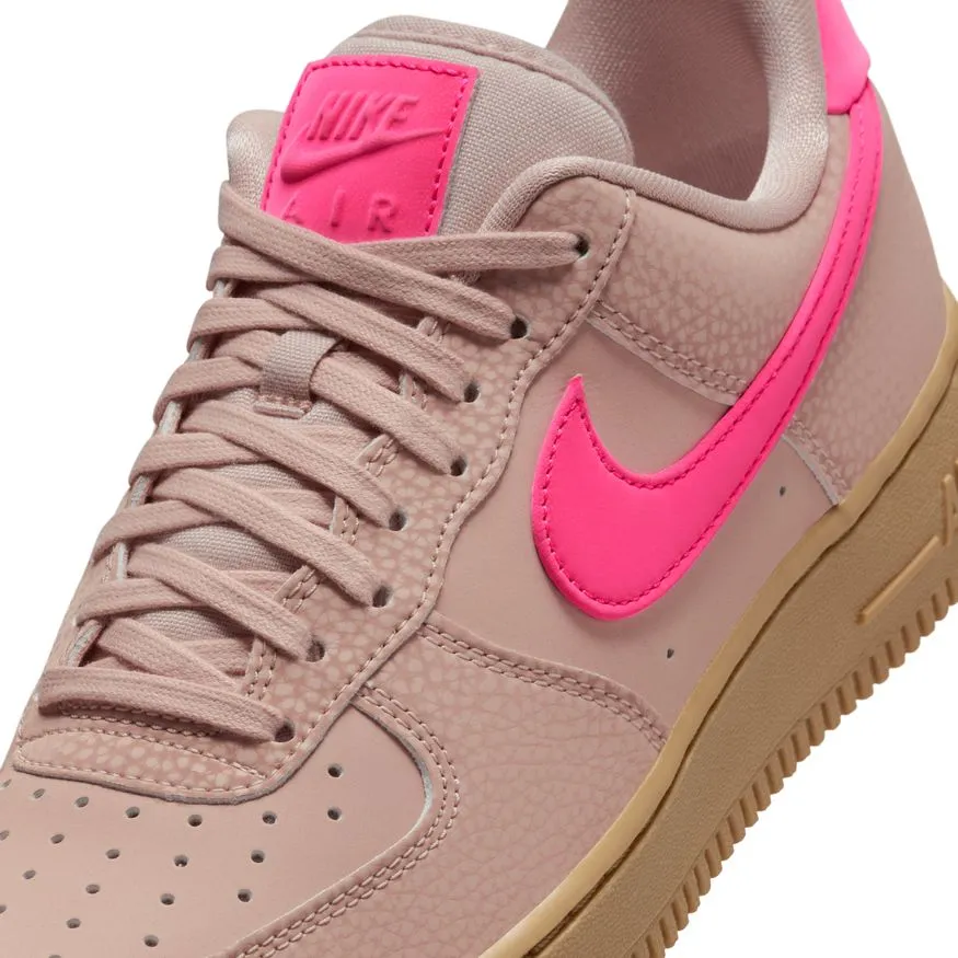 W Nike Air Force 1 '07 IB1161-200