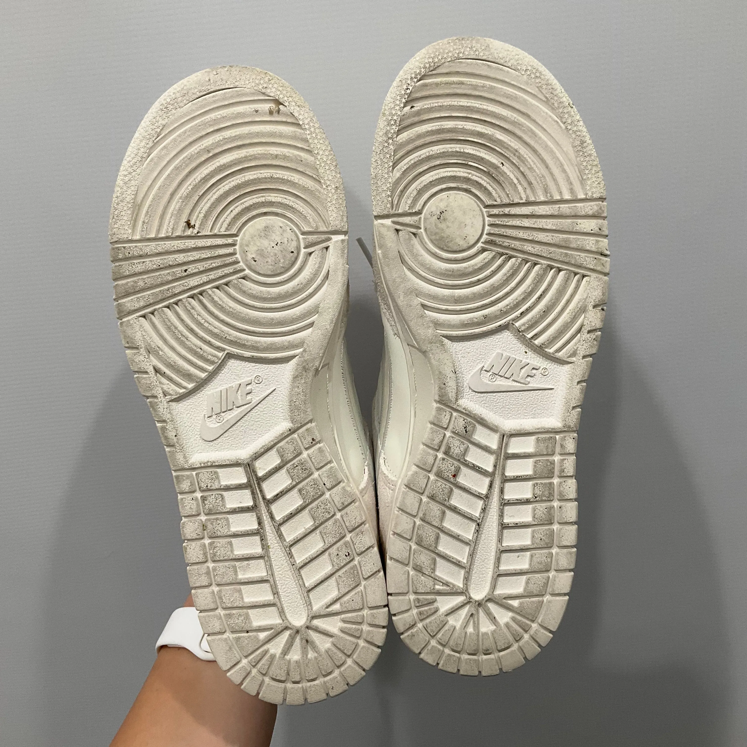 White Shoes Athletic Nike, Size 8 nike