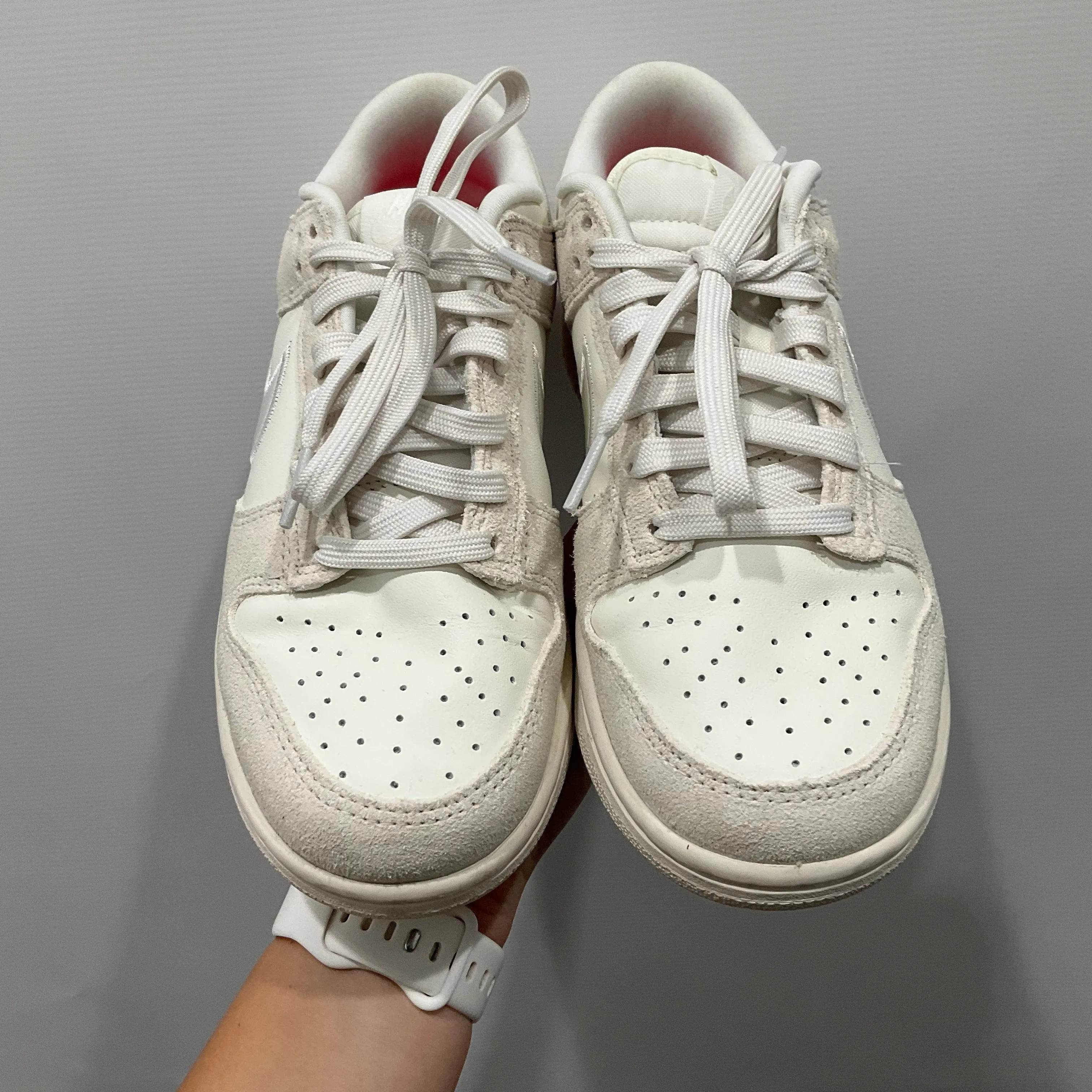 White Shoes Athletic Nike, Size 8 nike