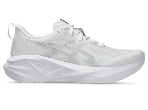 Women's Novablast 5 asics Shoes